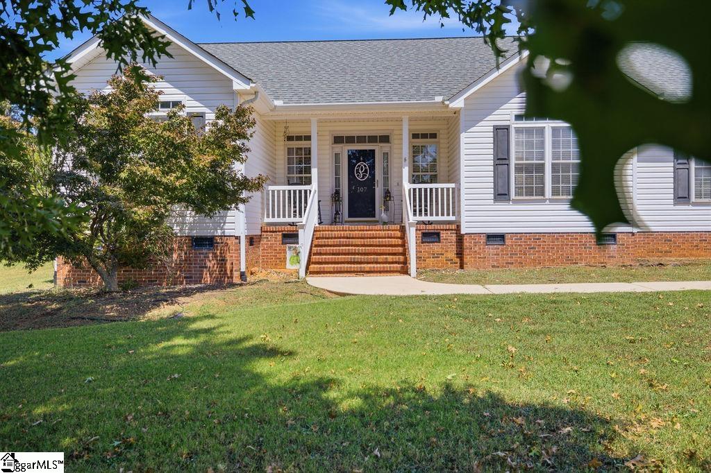 107 Saddle Brook Property Photo 3