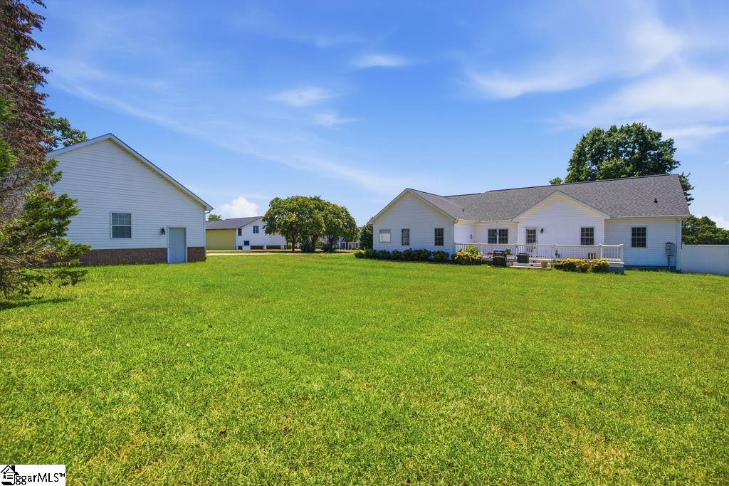 107 Saddle Brook Property Photo 25