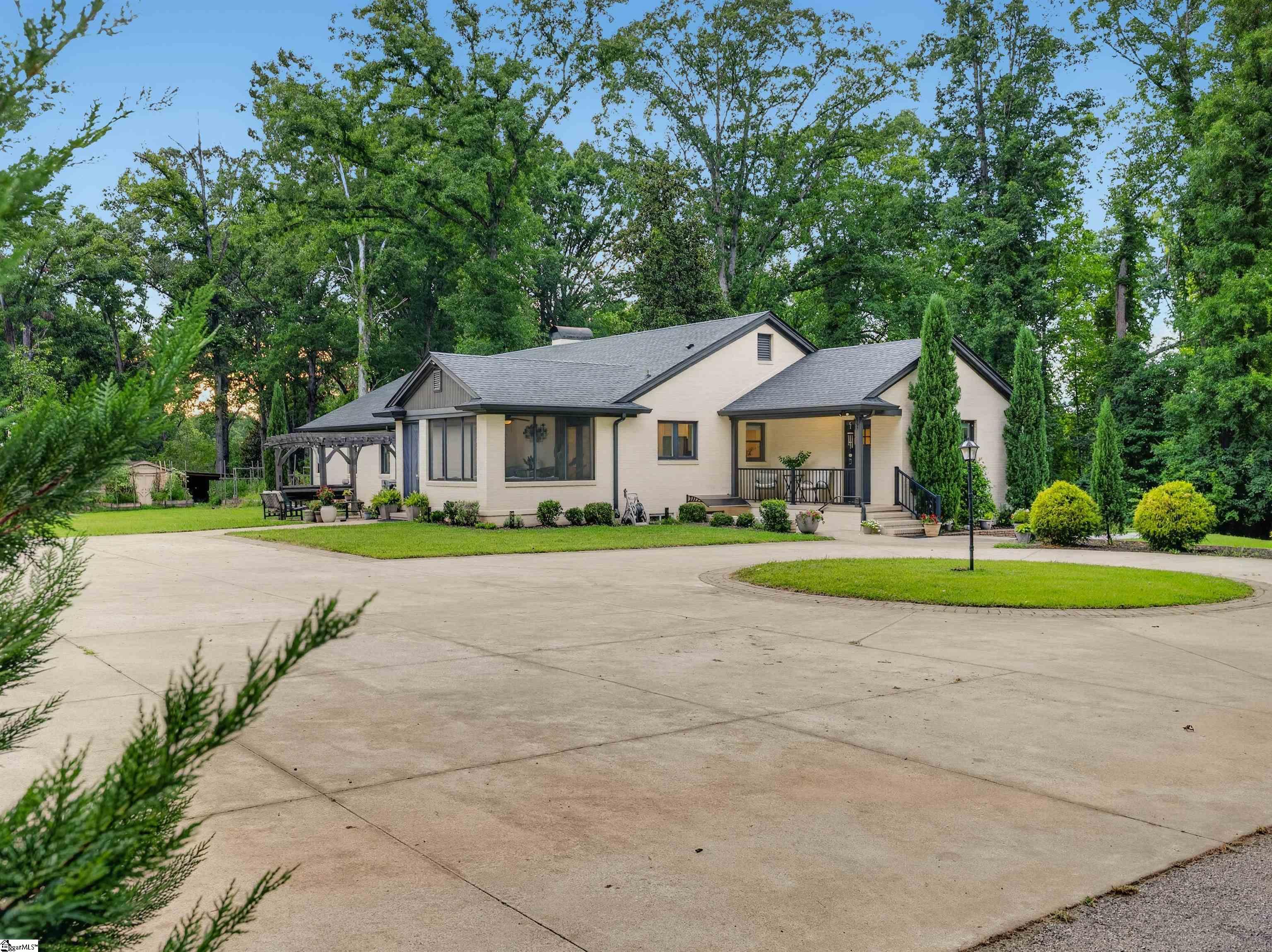 1035 Wo Ezell Boulevard Property Photo 6