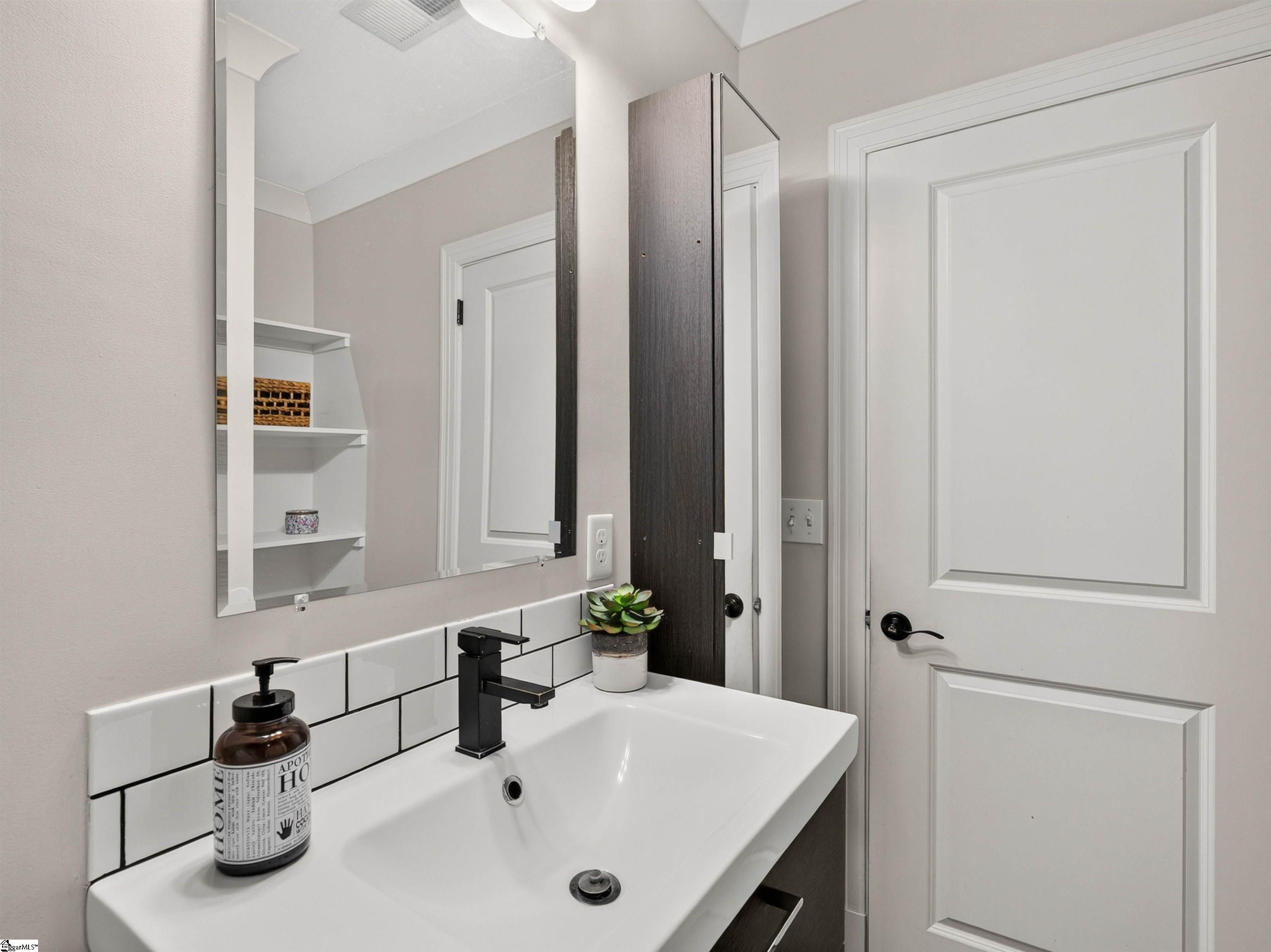 1035 Wo Ezell Boulevard Property Photo 32