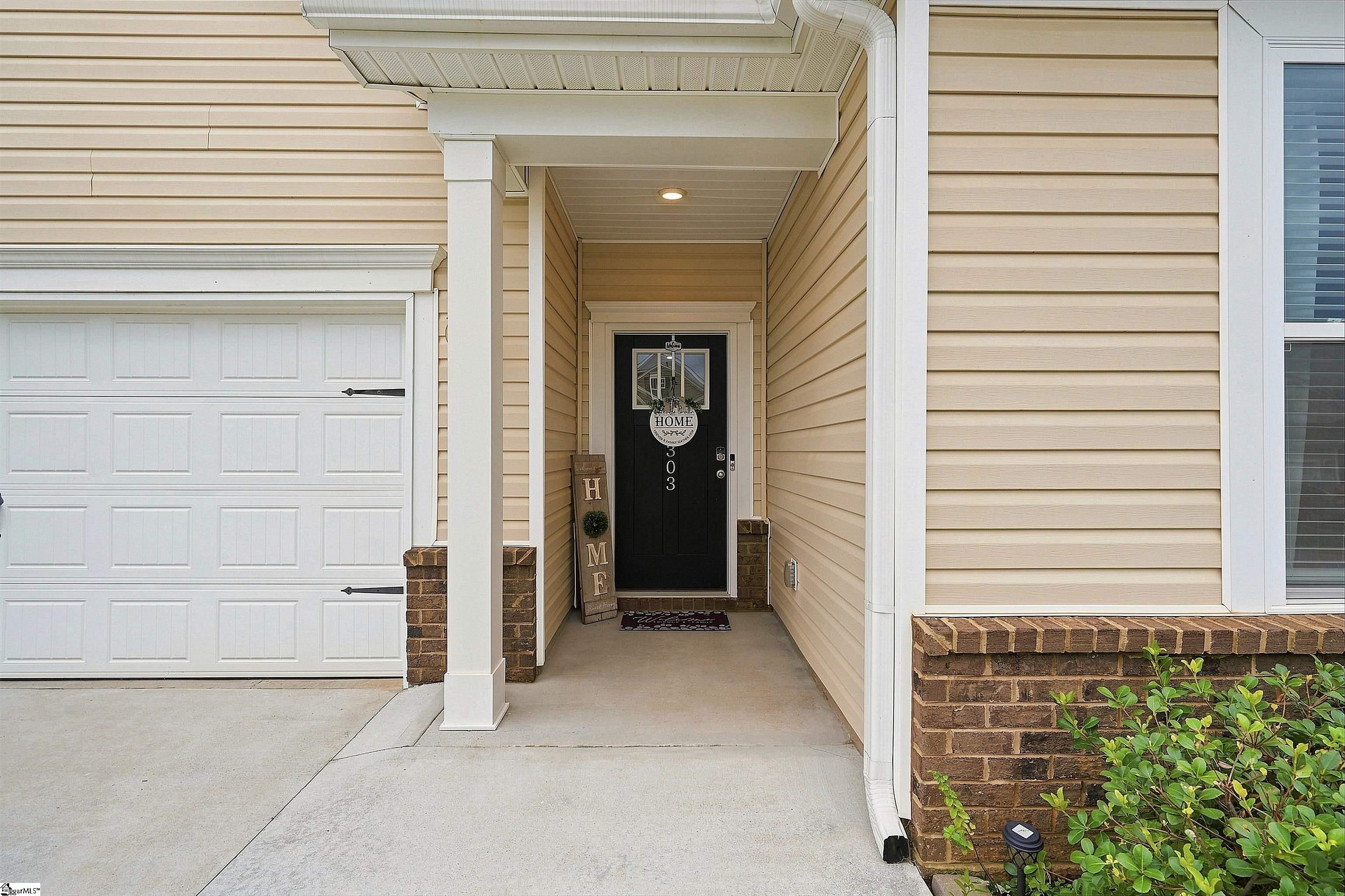 303 Pollyanna Drive Property Photo 4
