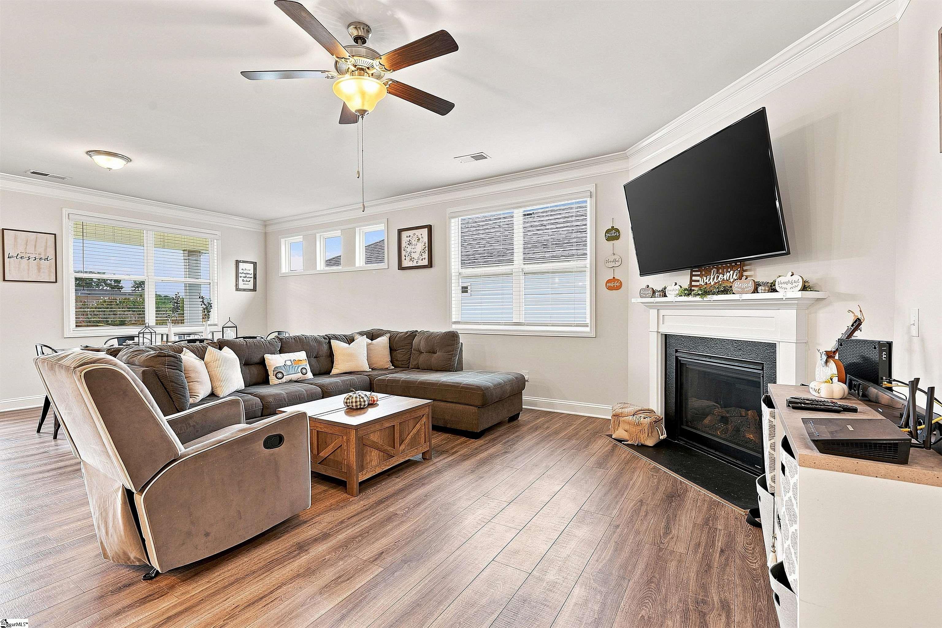 303 Pollyanna Drive Property Photo 11