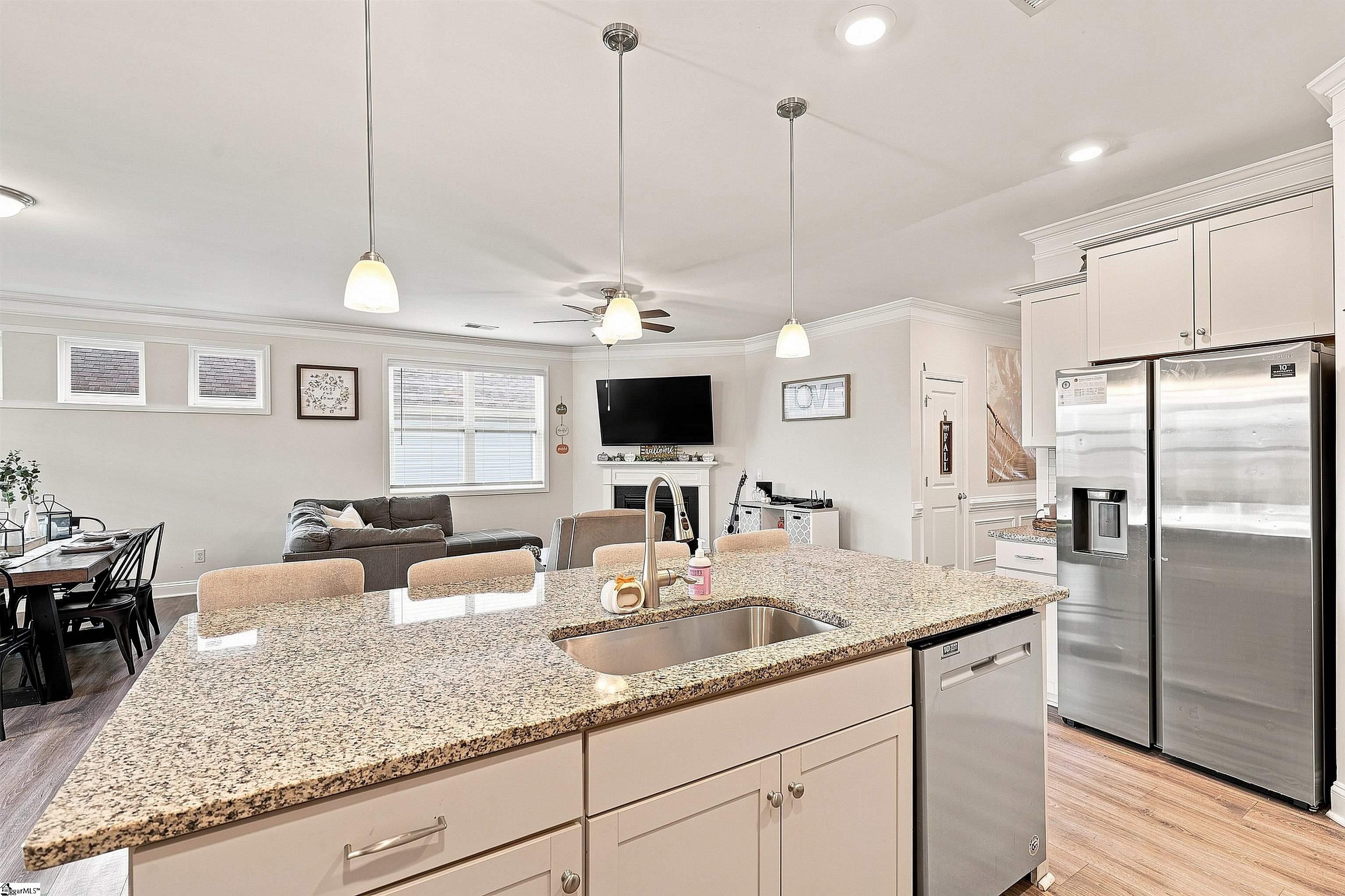 303 Pollyanna Drive Property Photo 14