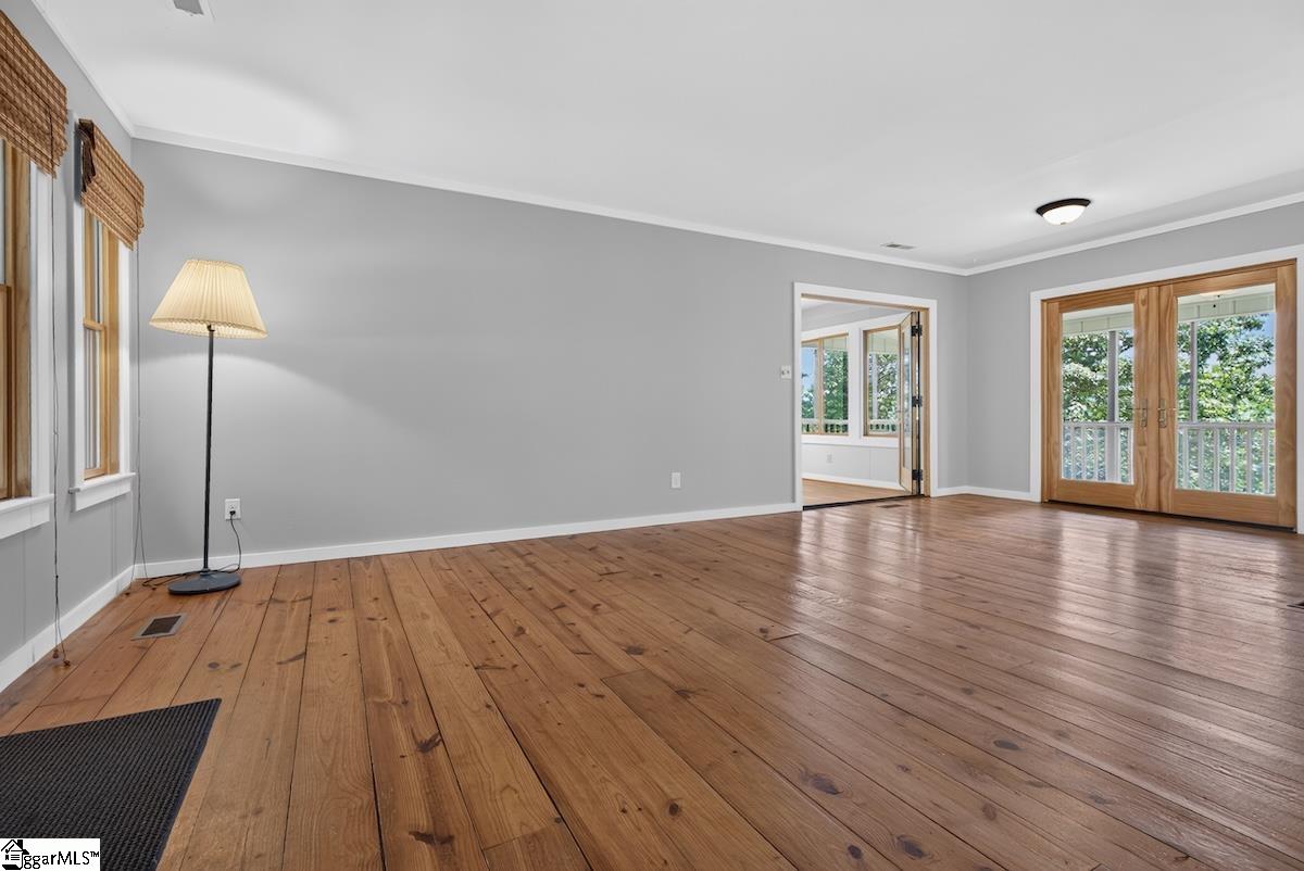 187 Caledonia Road Property Photo 10