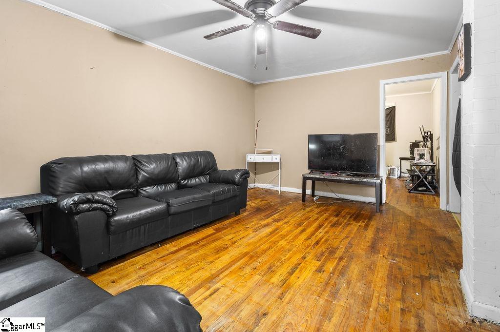 194 Palisade Street Property Photo 3