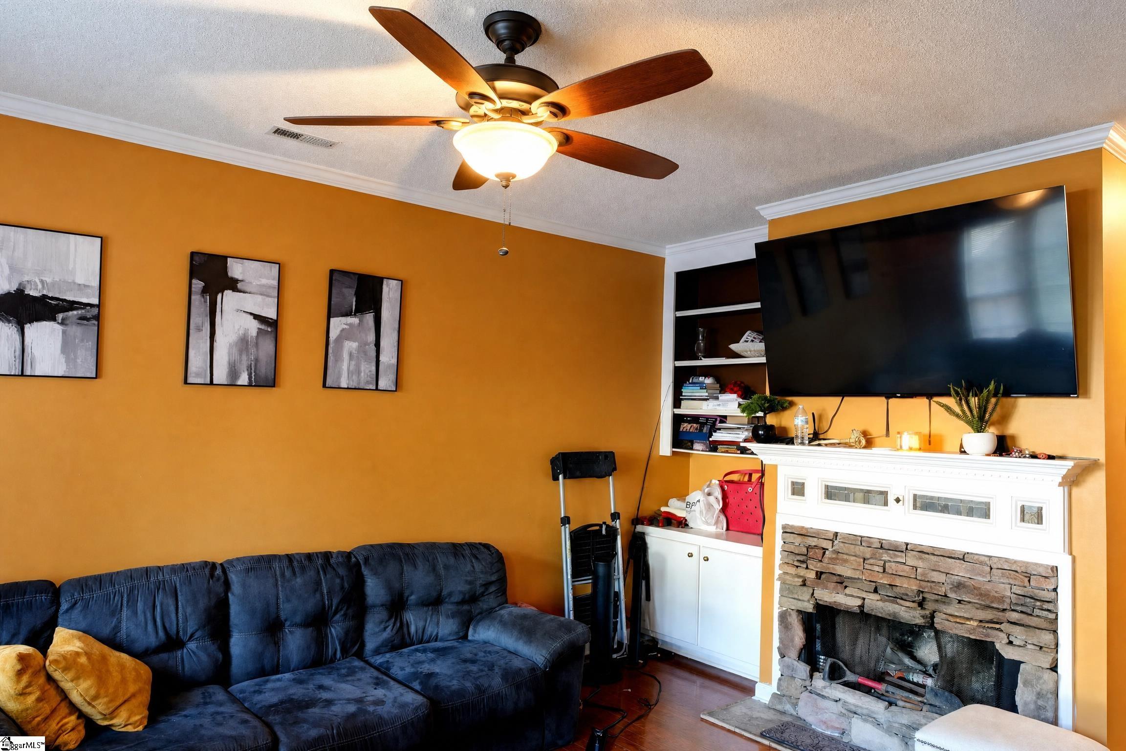 321 Woodburn Creek Road Property Photo 2