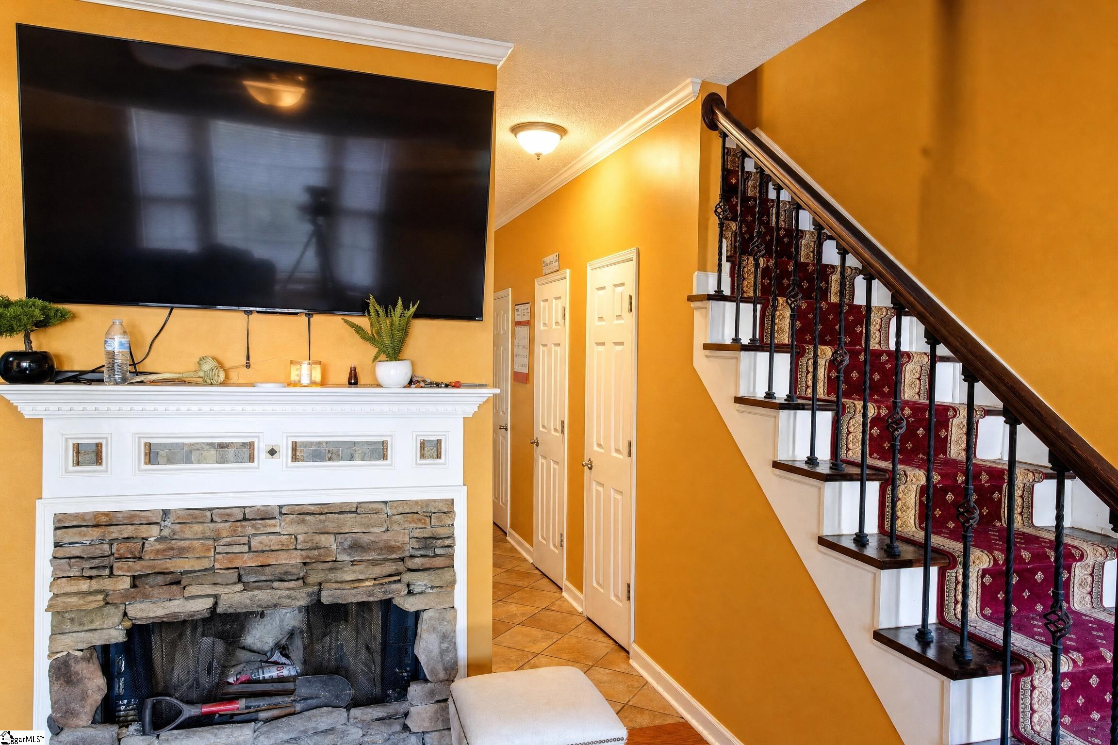321 Woodburn Creek Road Property Photo 3
