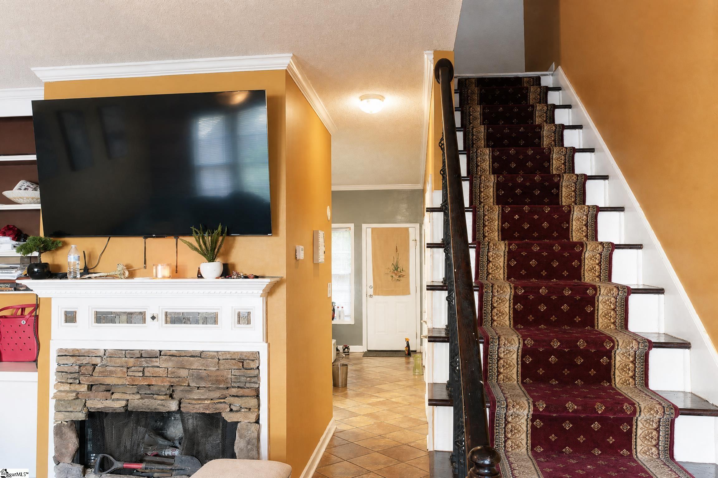 321 Woodburn Creek Road Property Photo 4