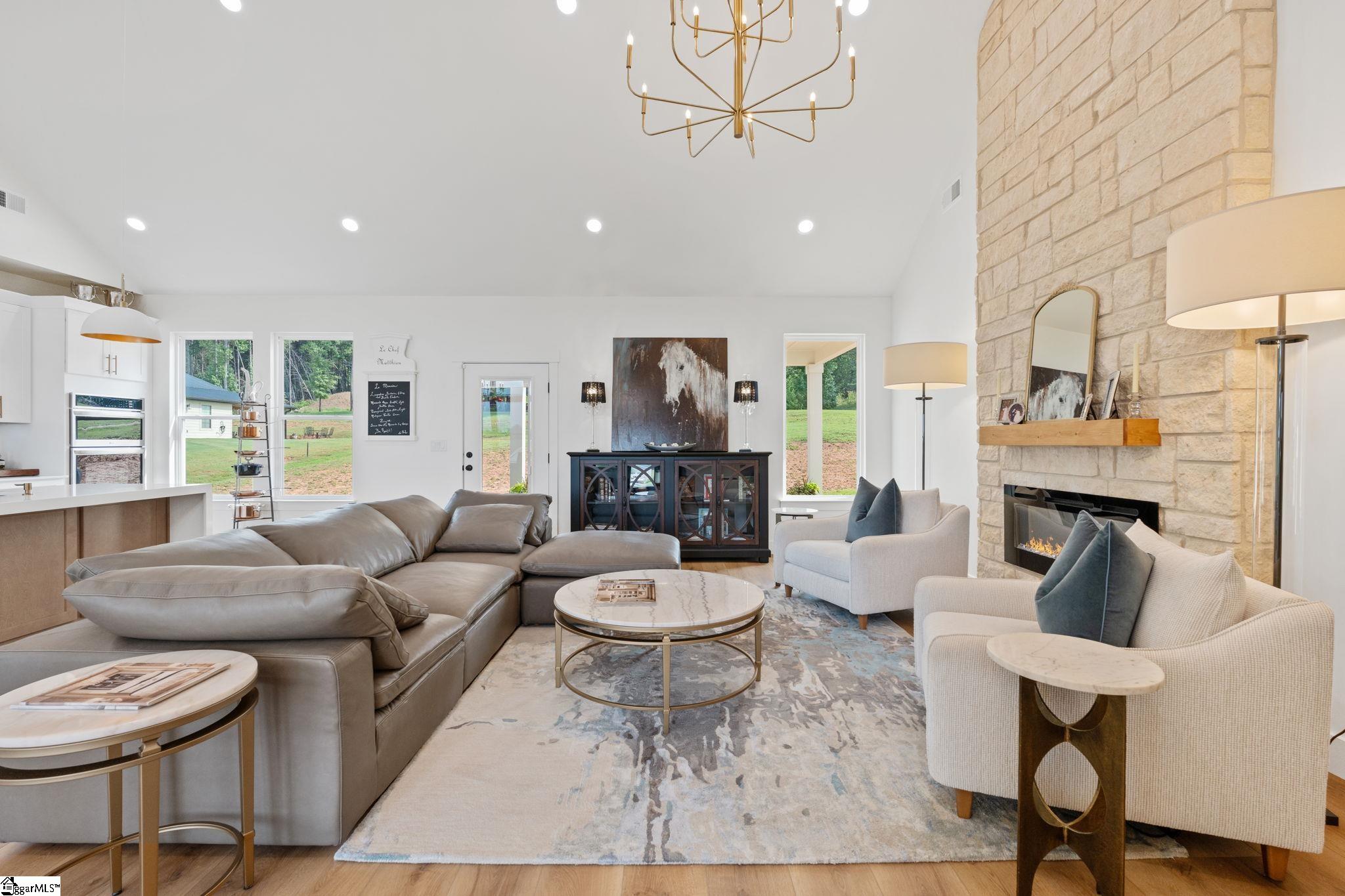 128 Cothran Road Property Photo 6