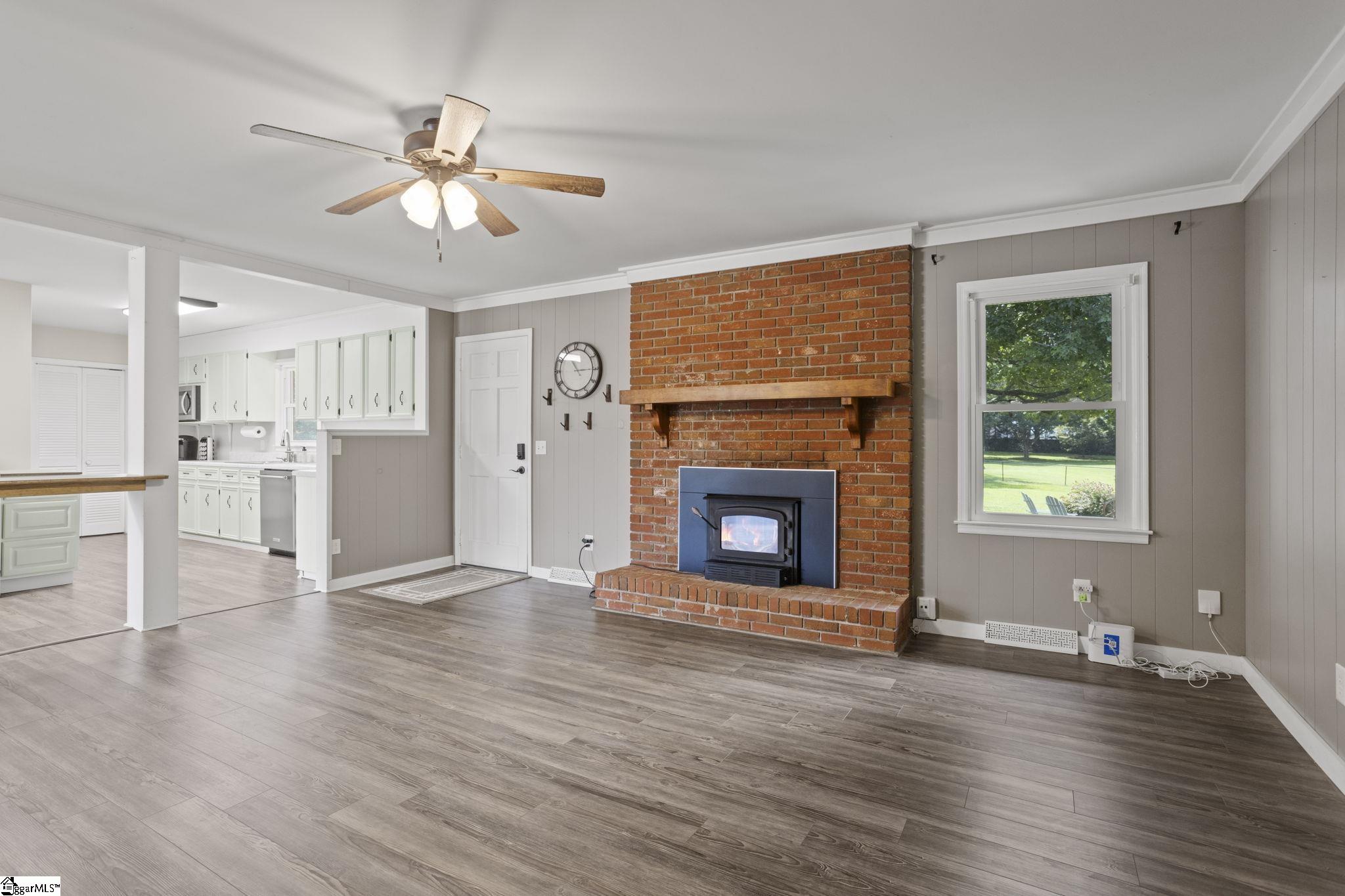 137 Northview Street Property Photo 8