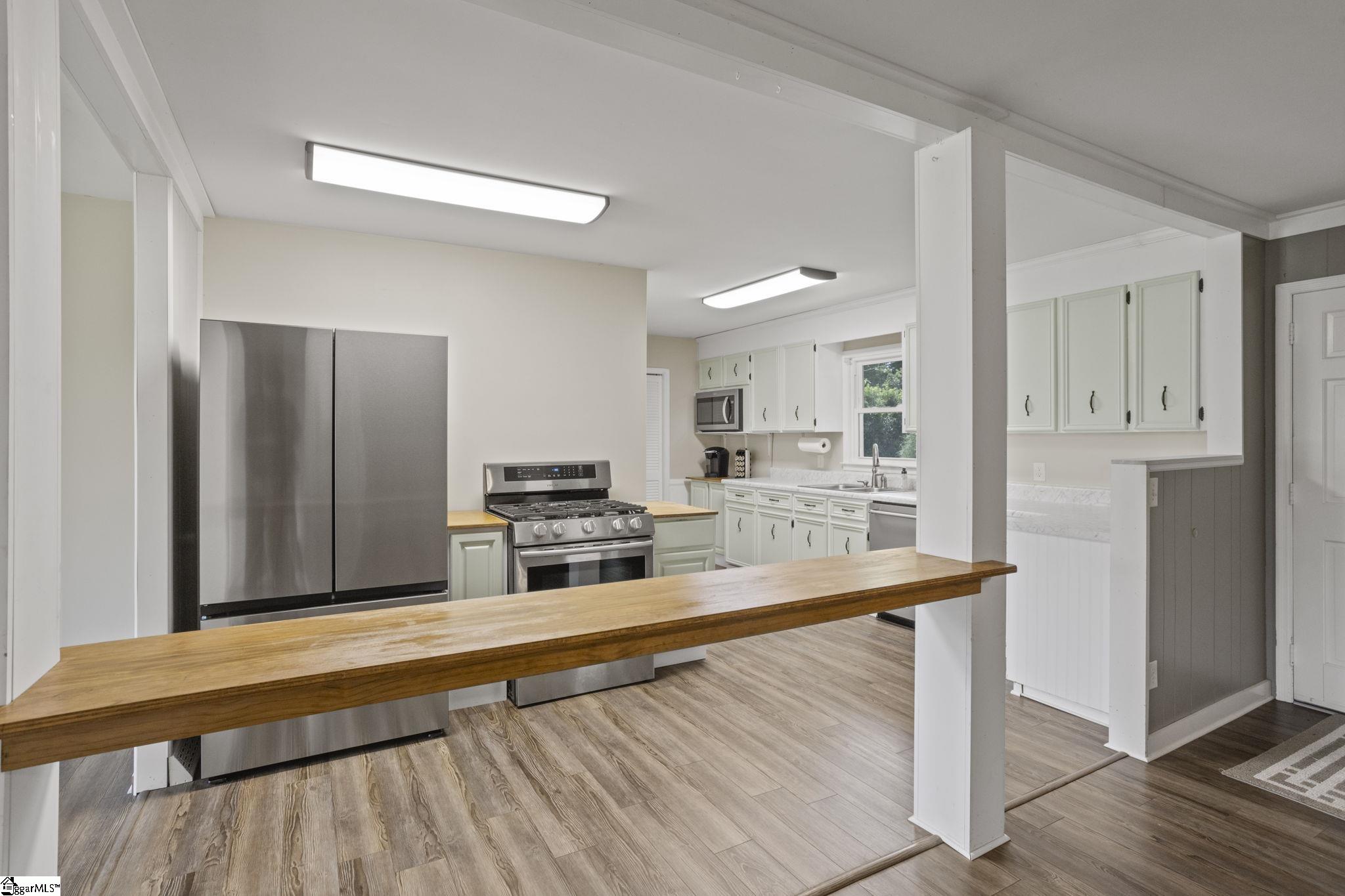137 Northview Street Property Photo 11