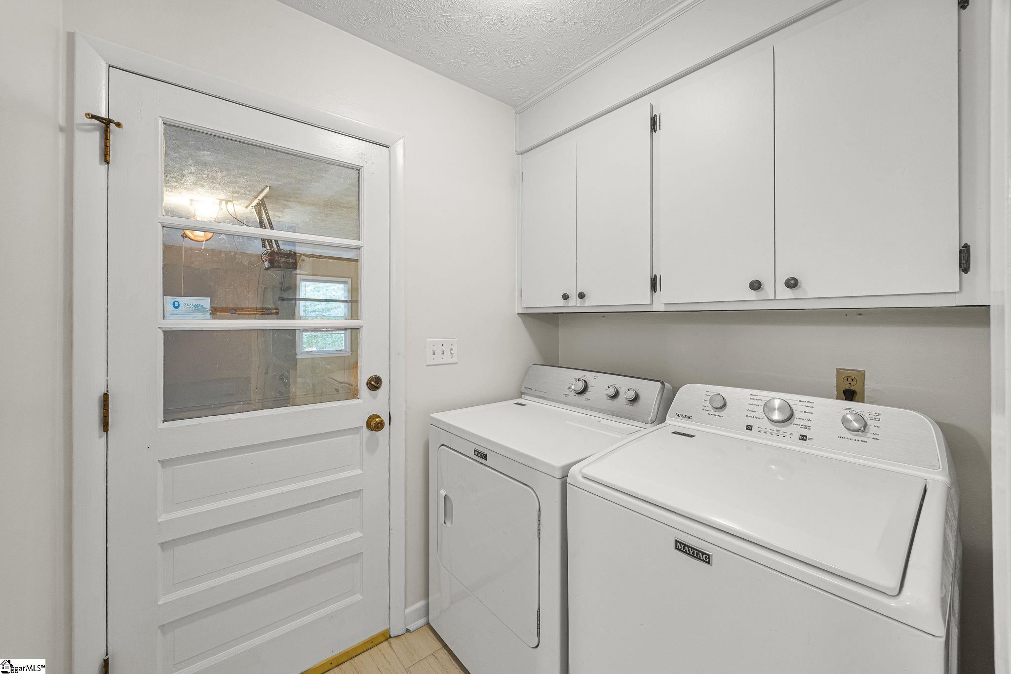 305 Holly Tree Lane Property Photo 17