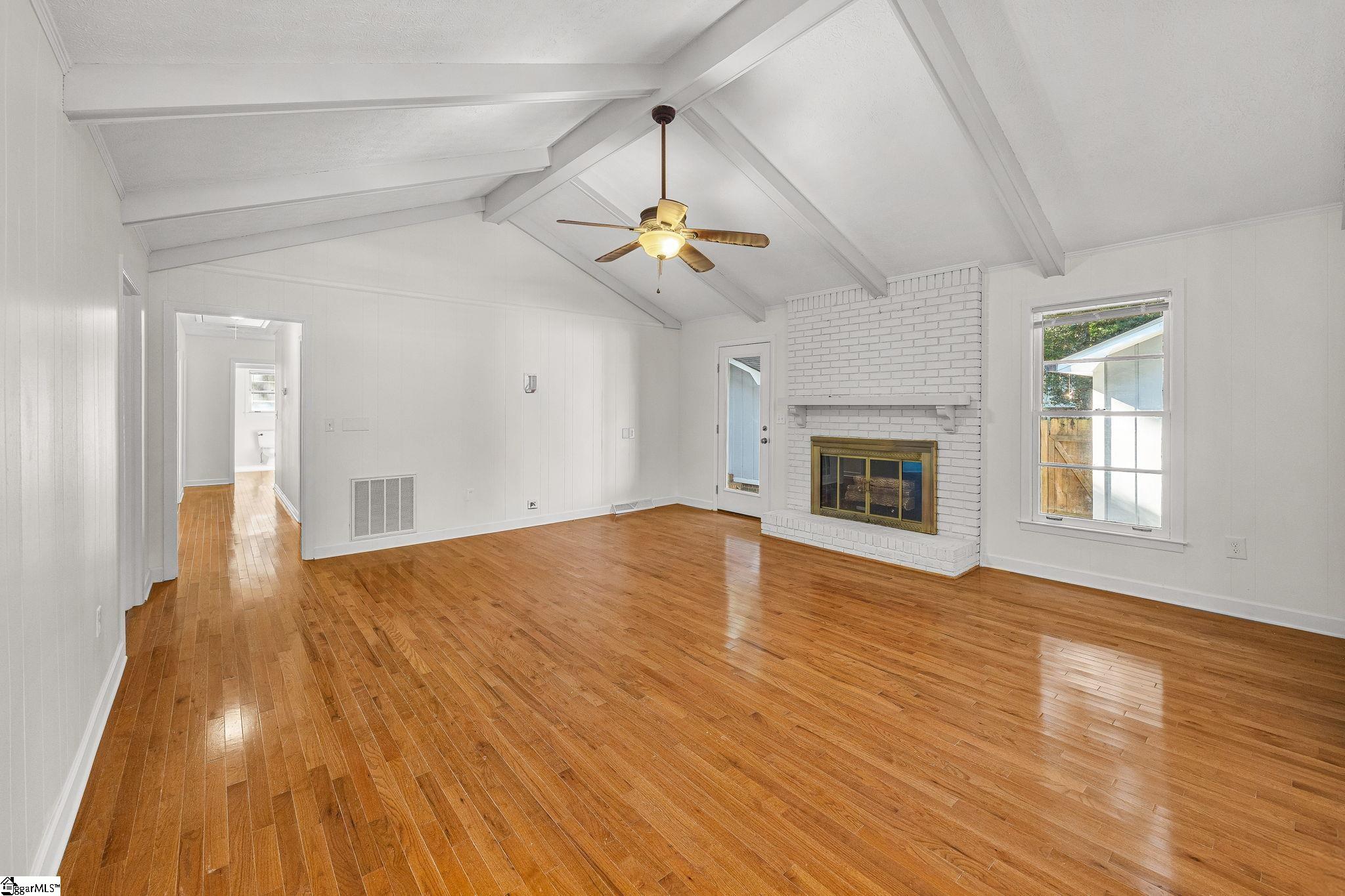 305 Holly Tree Lane Property Photo 19