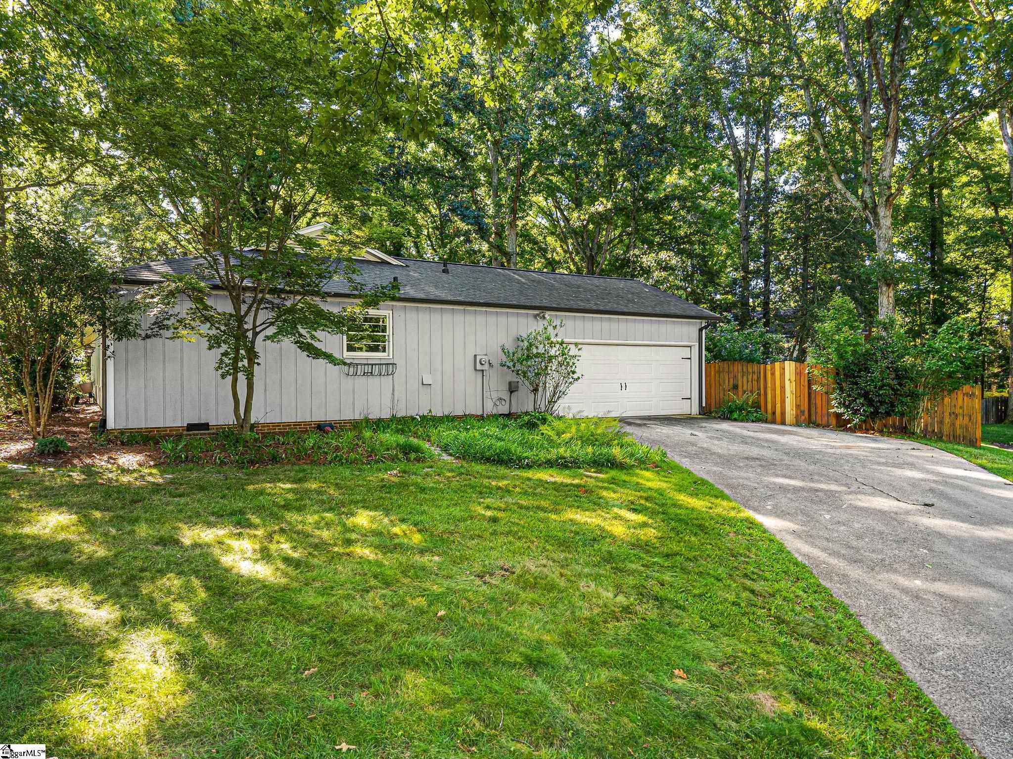 305 Holly Tree Lane Property Photo 40