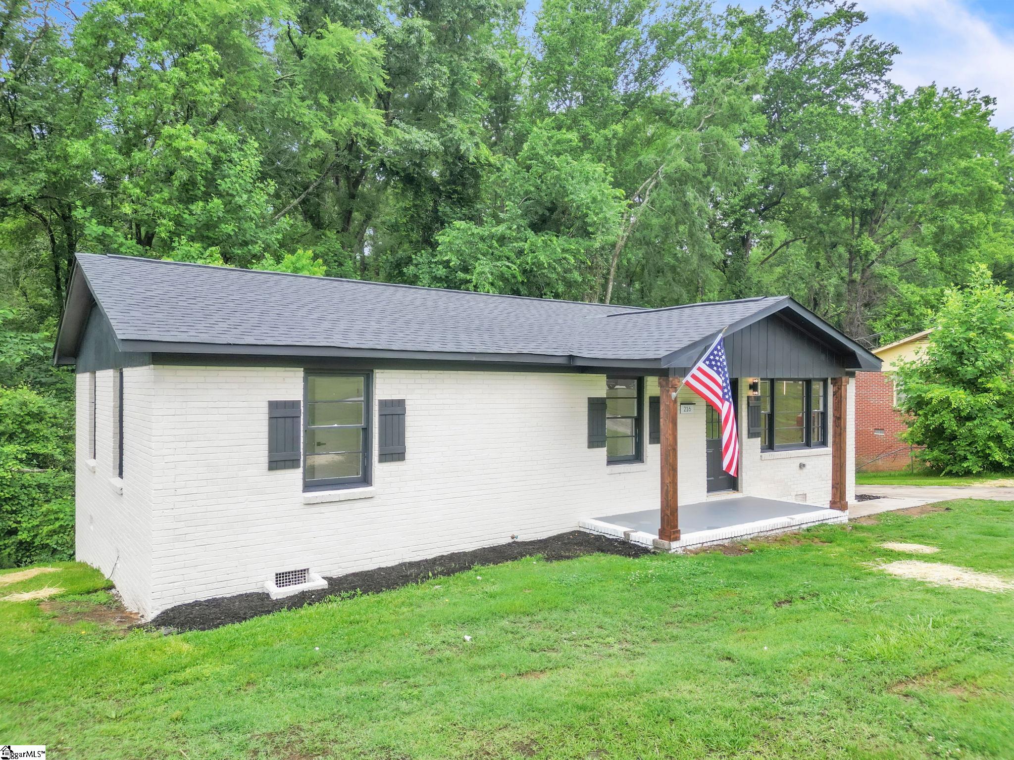 216 Ashcroft Drive Property Photo 20