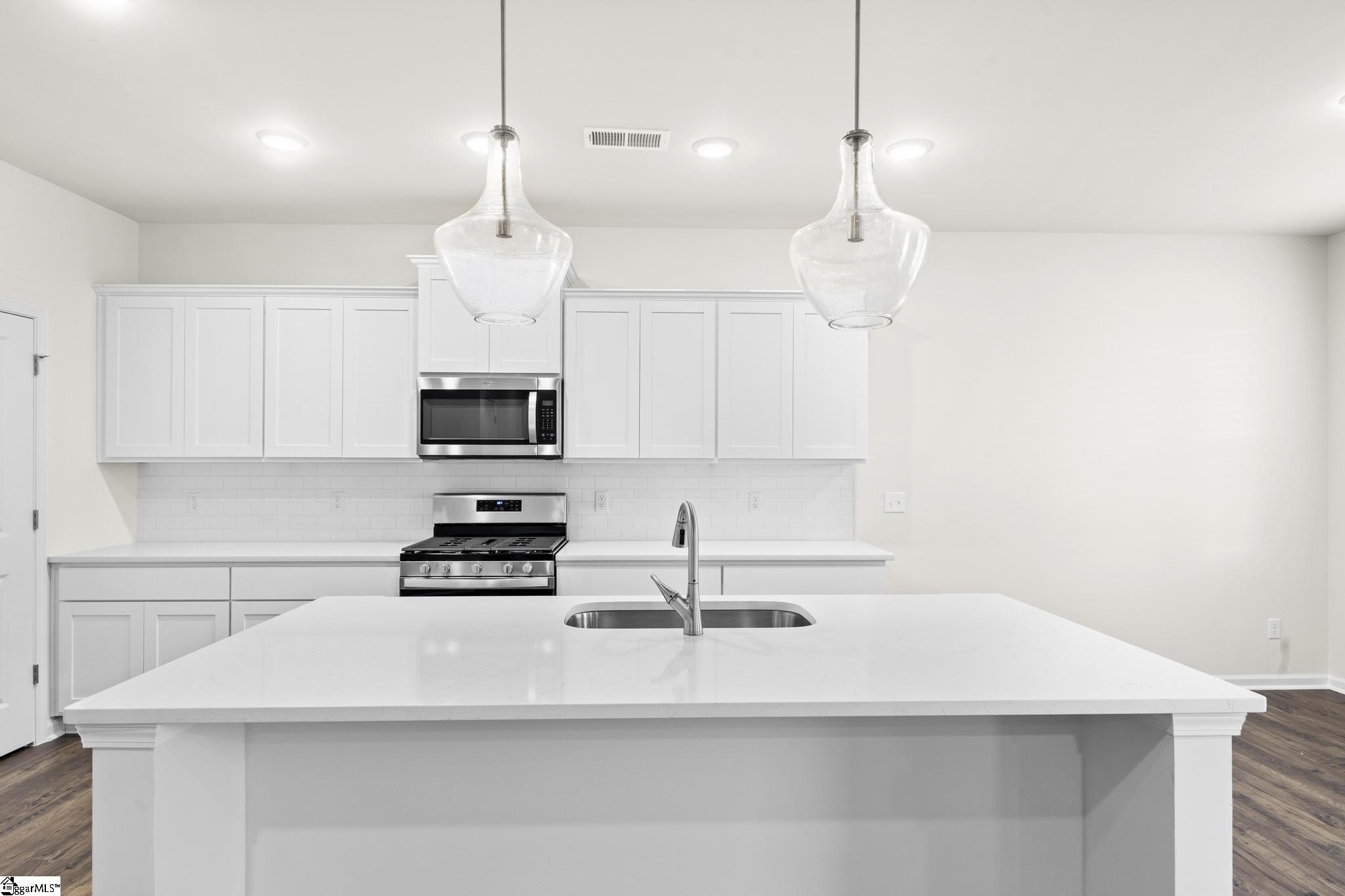 123 Terpack Court Property Photo 5