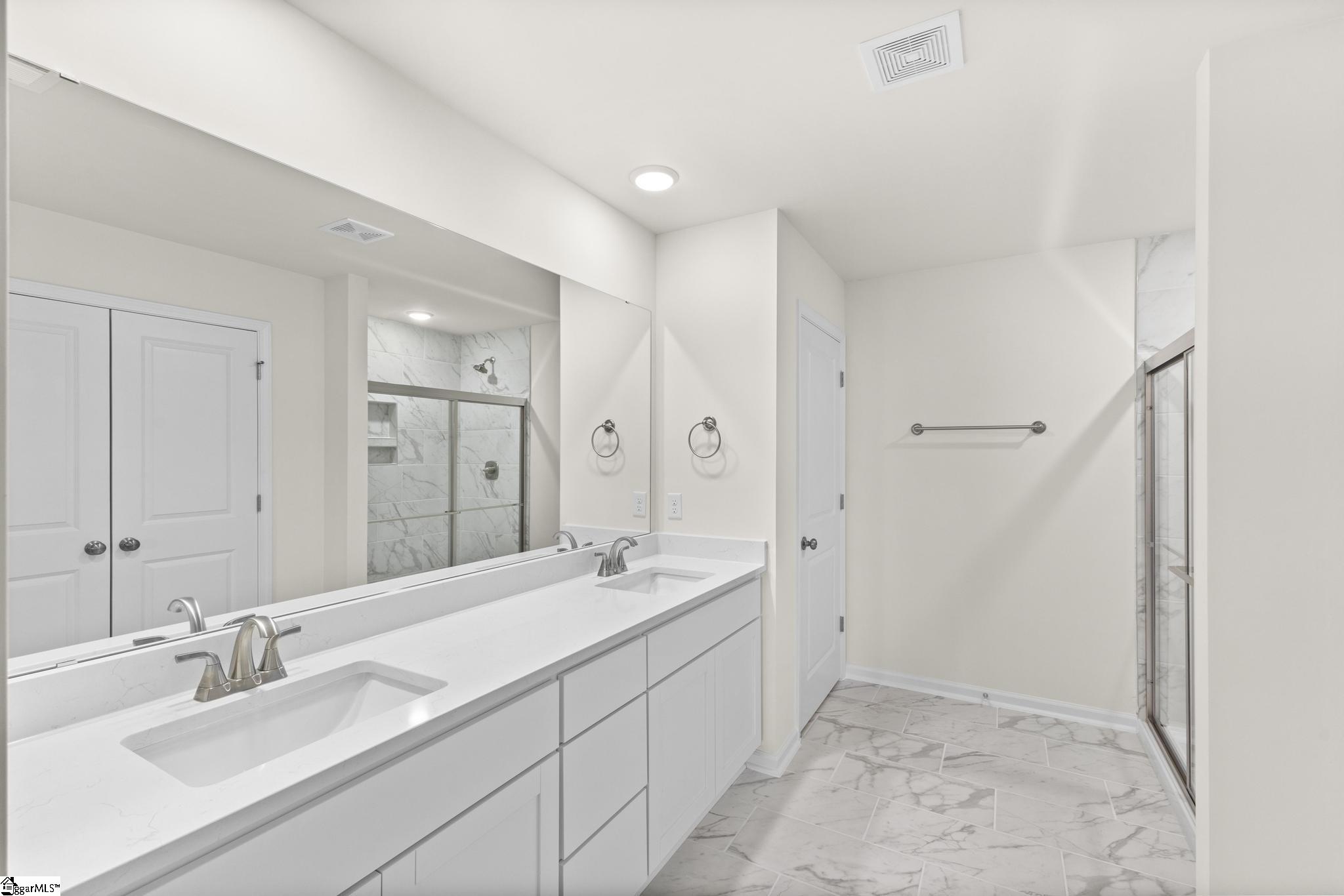 123 Terpack Court Property Photo 12