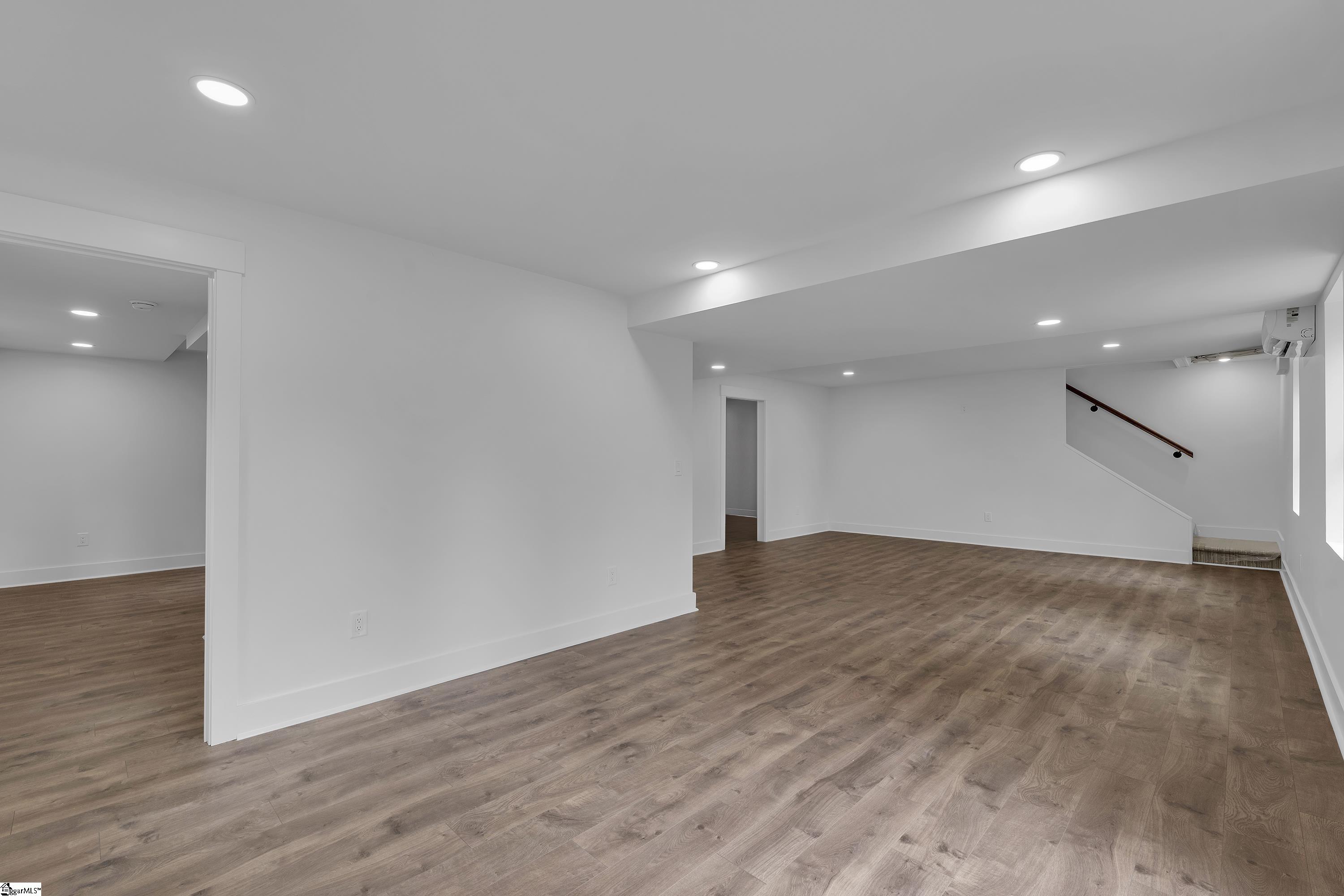 111 Rolling Green Circle Property Photo 29