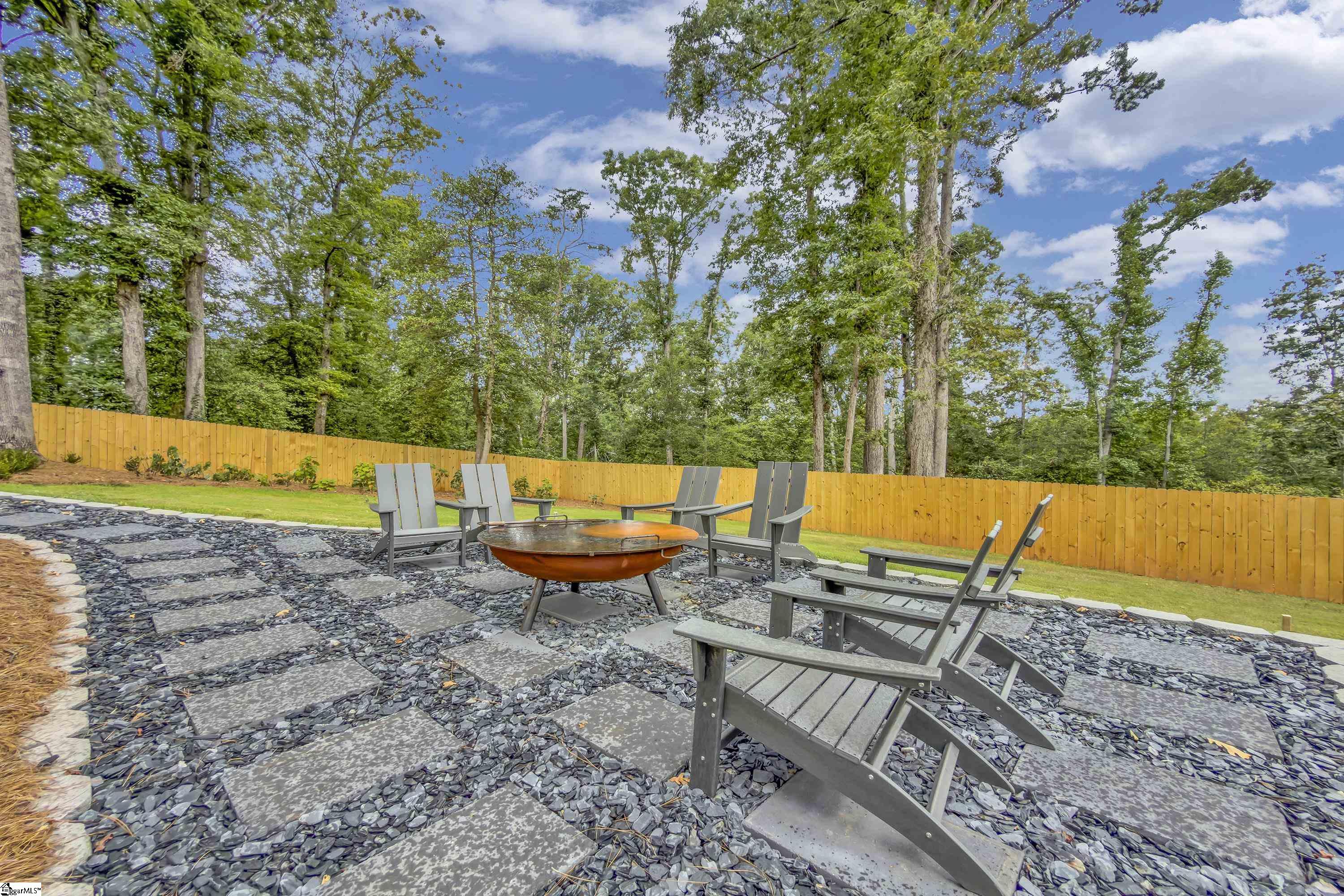 111 Rolling Green Circle Property Photo 39