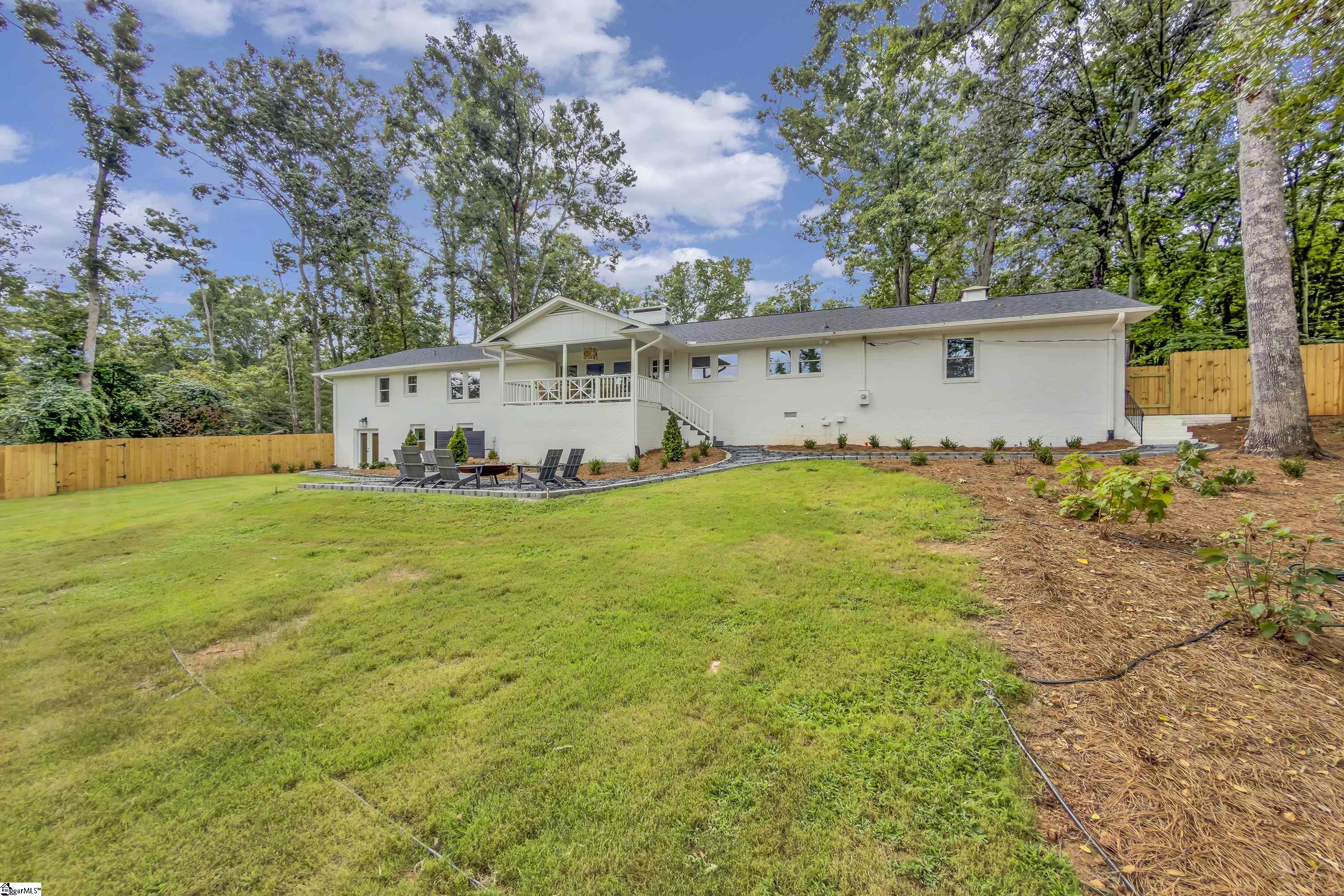 111 Rolling Green Circle Property Photo 44