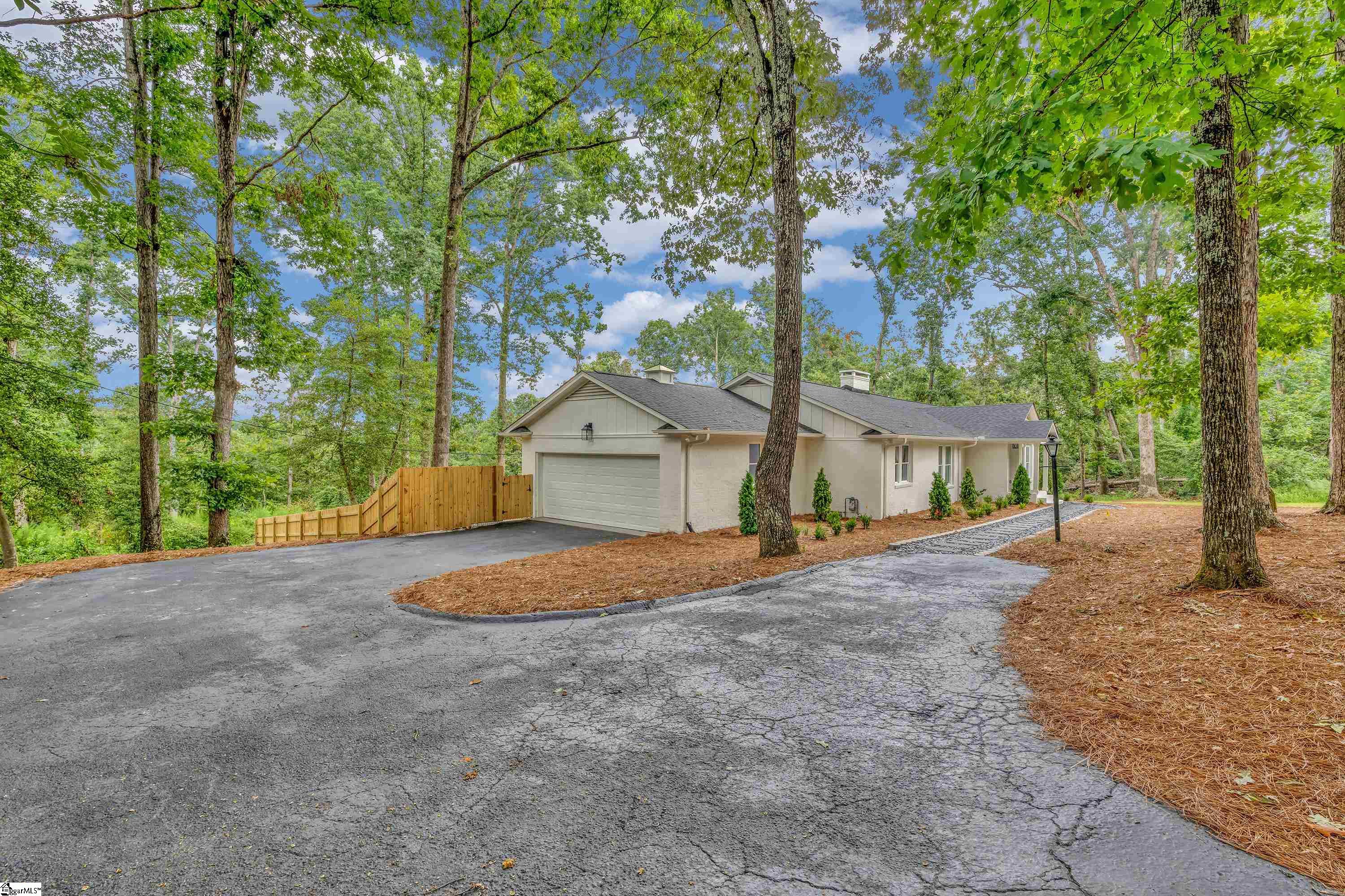 111 Rolling Green Circle Property Photo 45