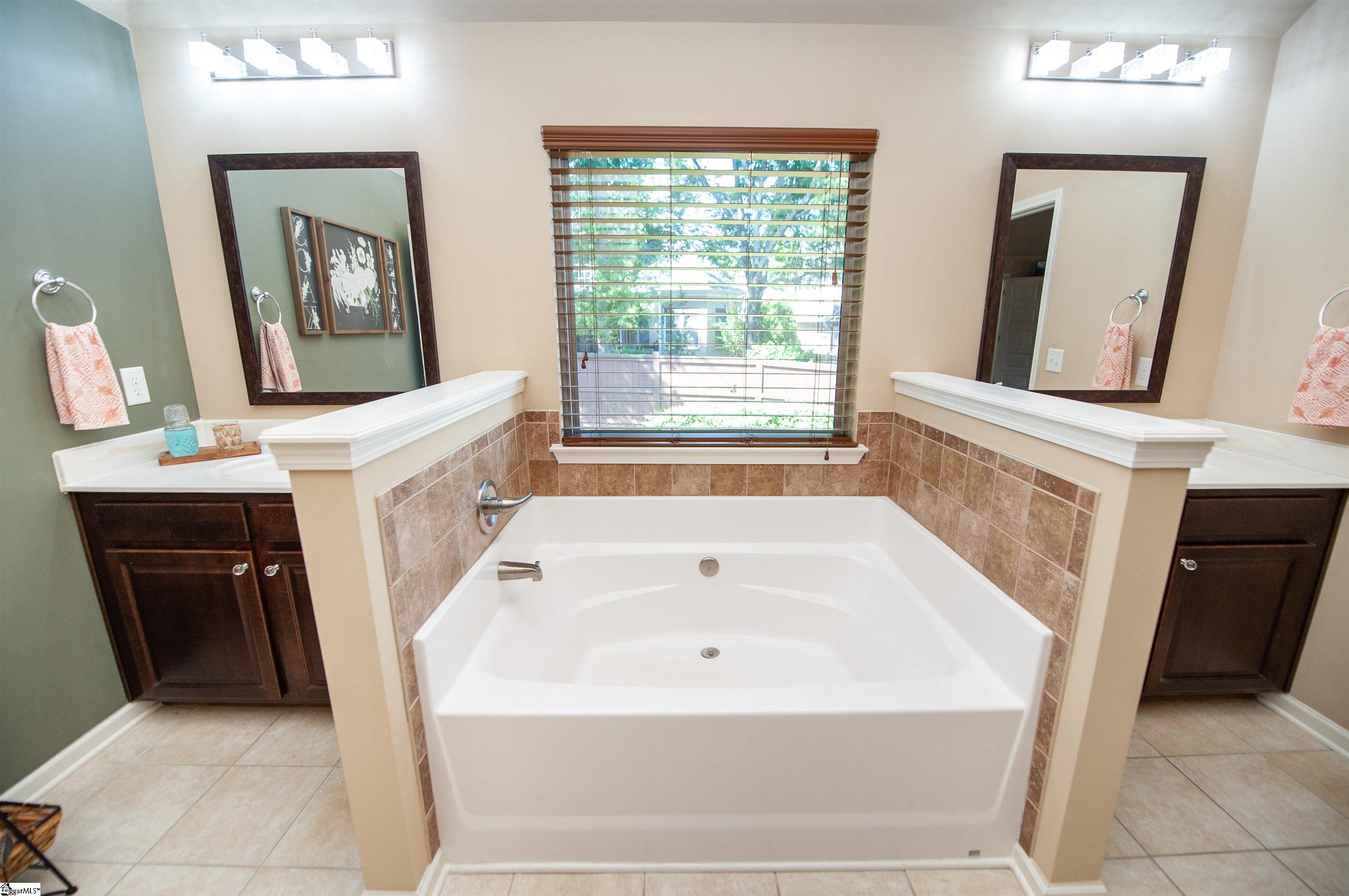 30 Lazy Willow Drive Property Photo 27