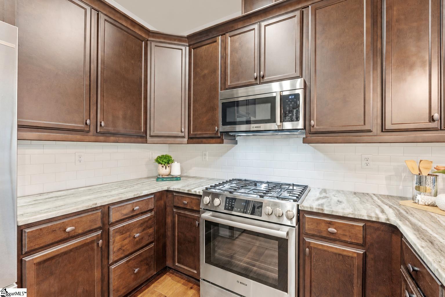 101 Sargent Drive Property Photo 11