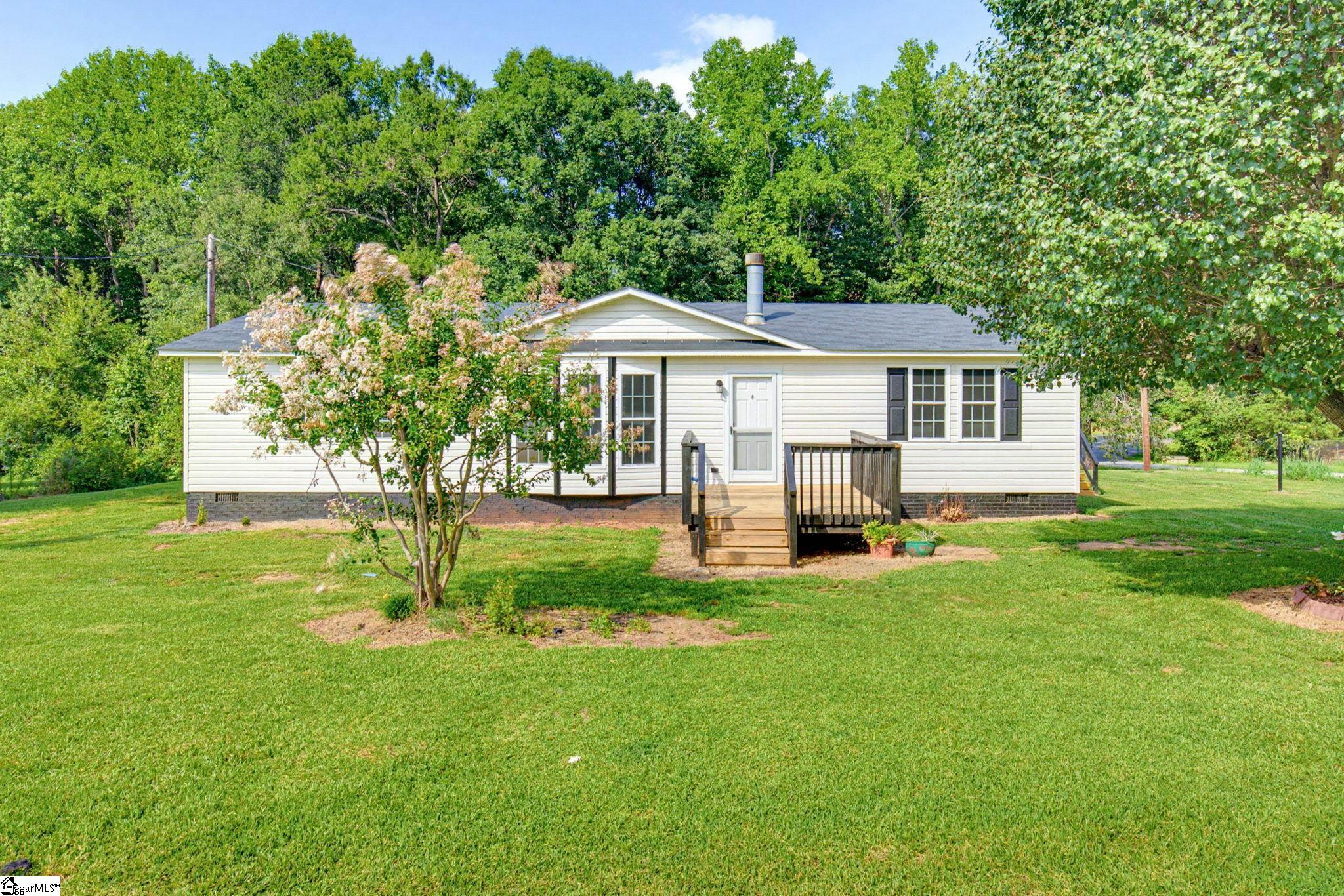 95 S Manley Drive Property Photo 1