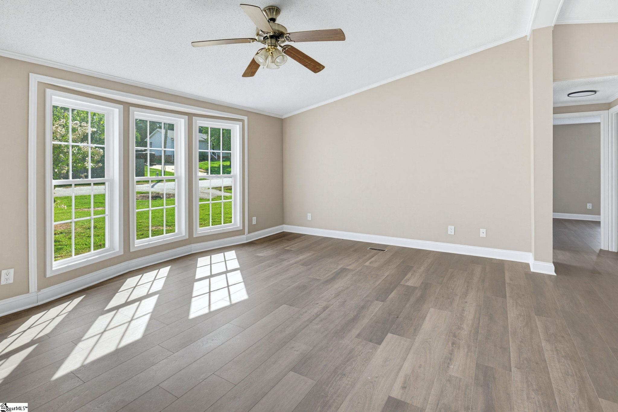 95 S Manley Drive Property Photo 10
