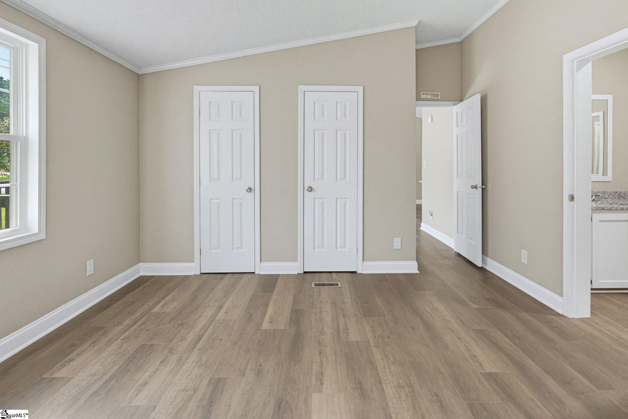 95 S Manley Drive Property Photo 12