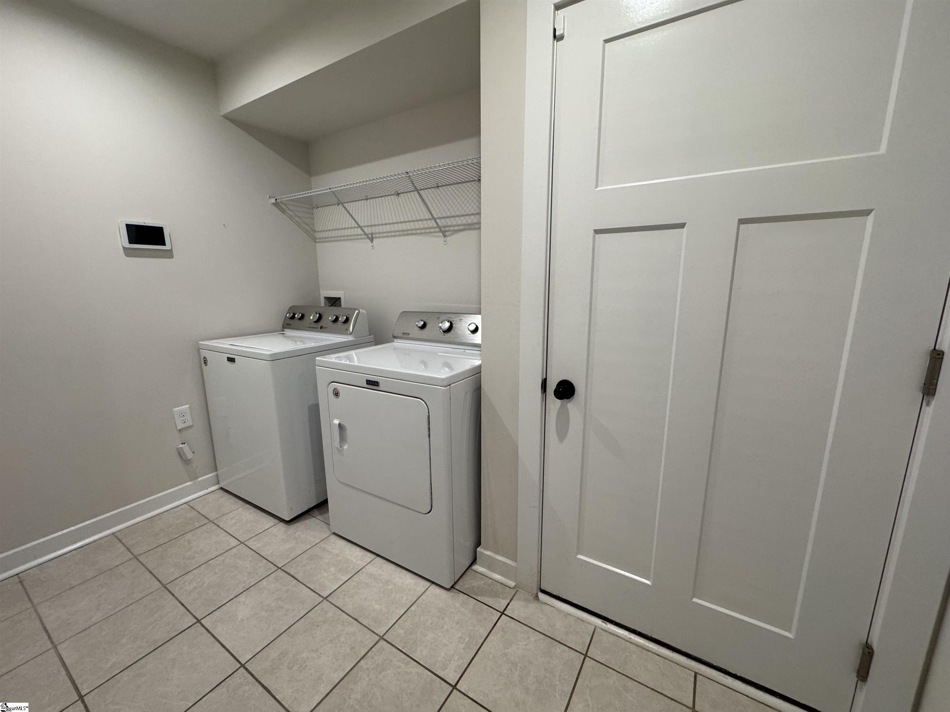 4 Englefield Drive Property Photo 15
