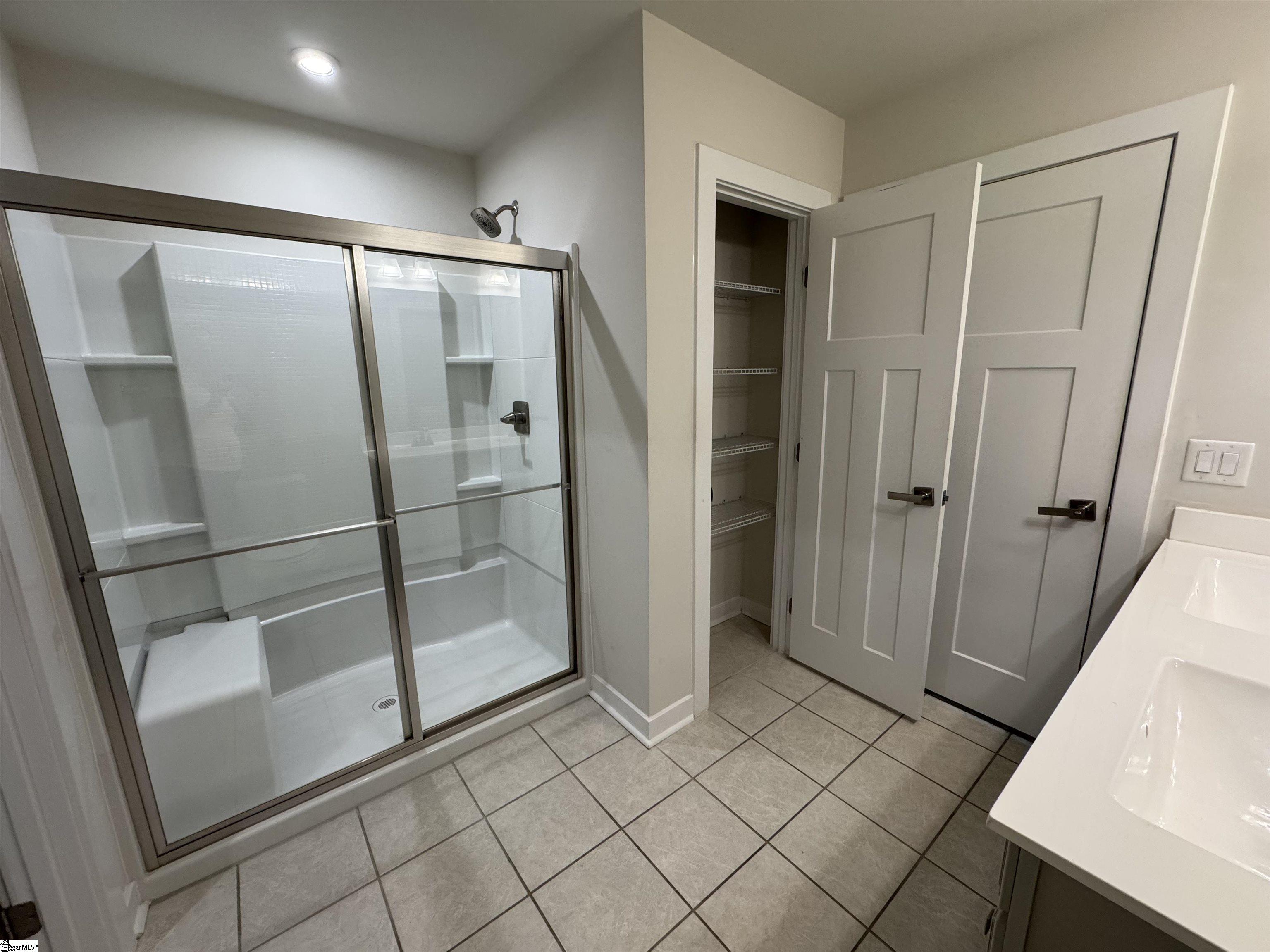 4 Englefield Drive Property Photo 18