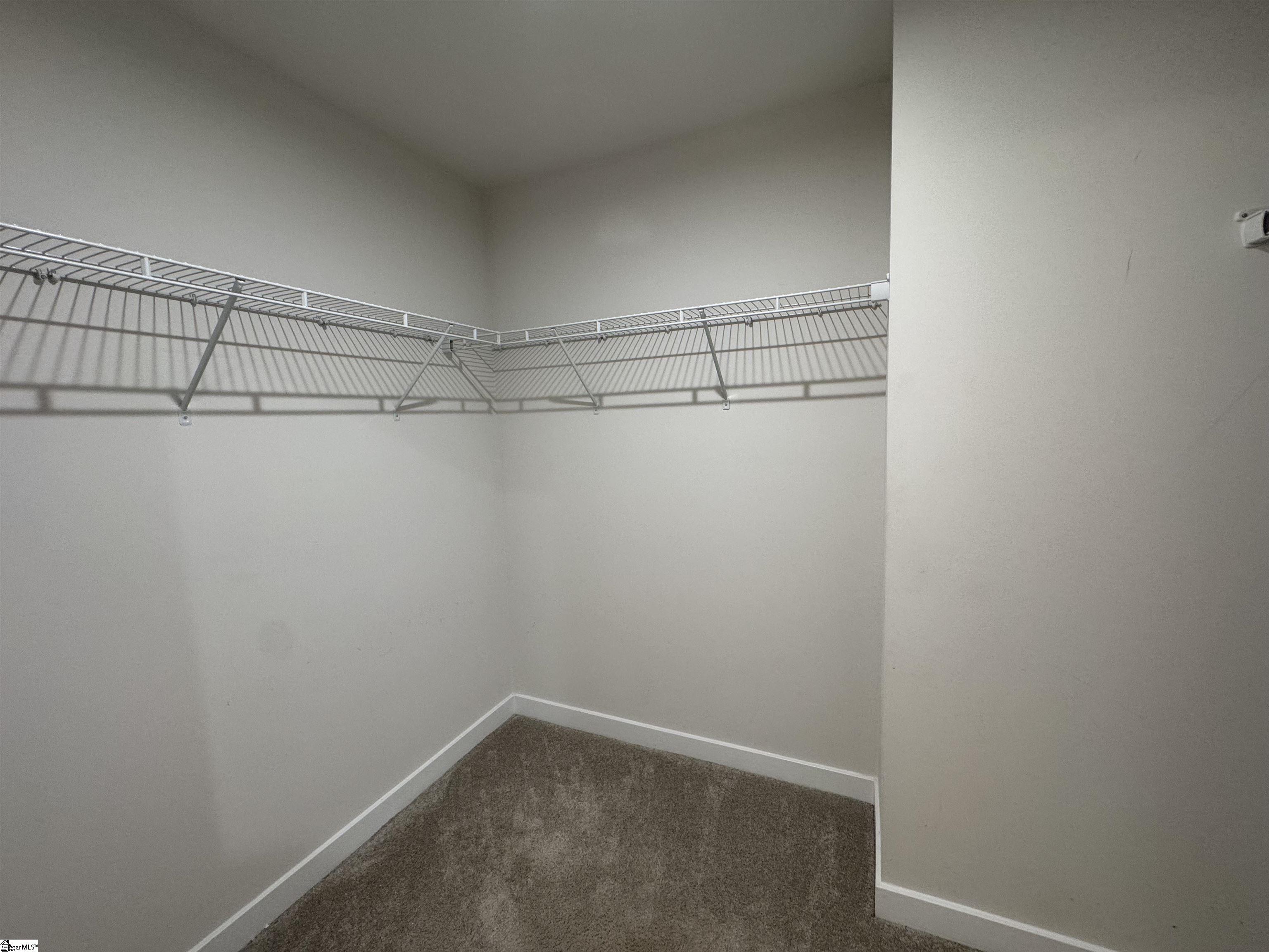 4 Englefield Drive Property Photo 20