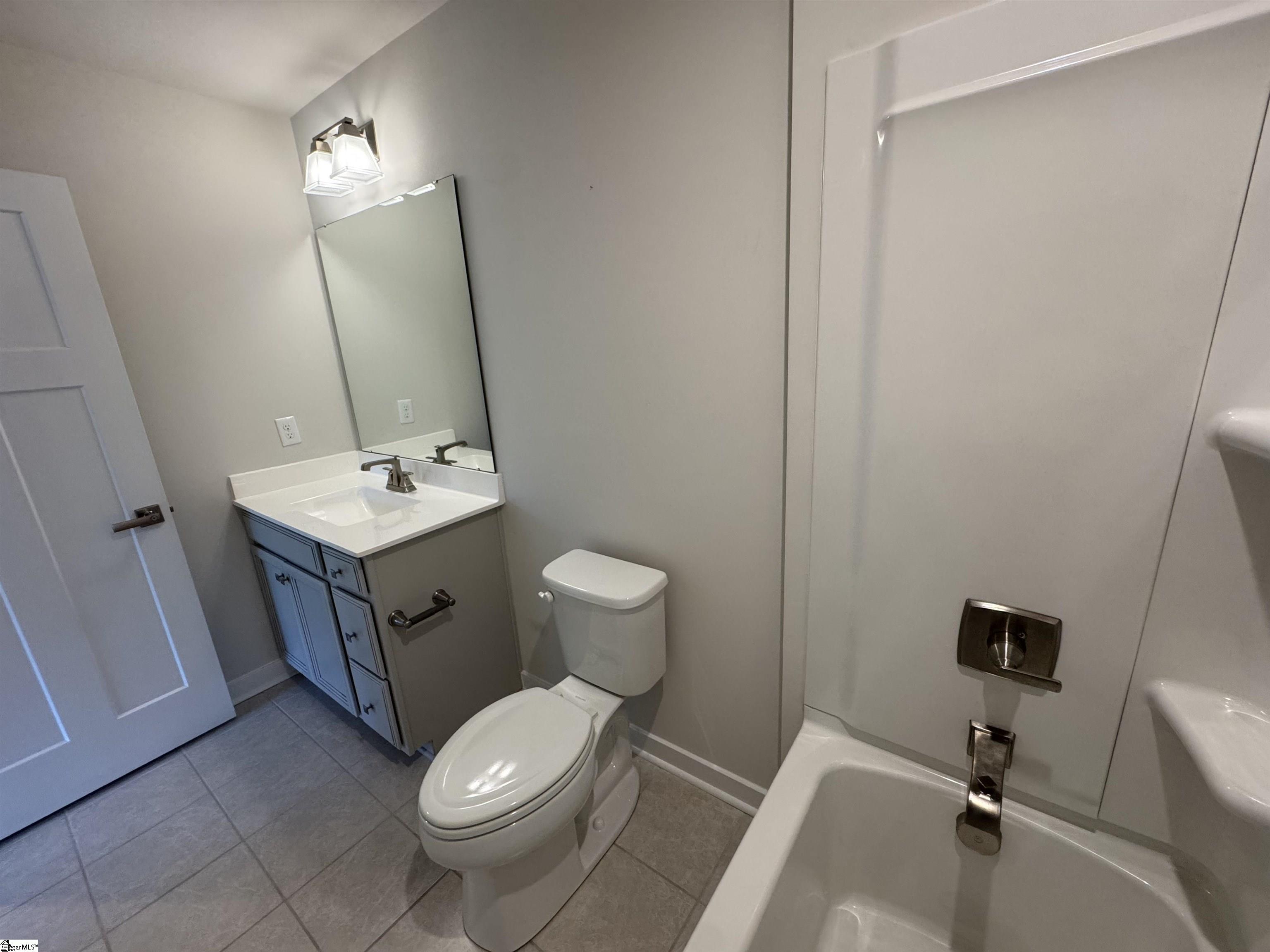 4 Englefield Drive Property Photo 26