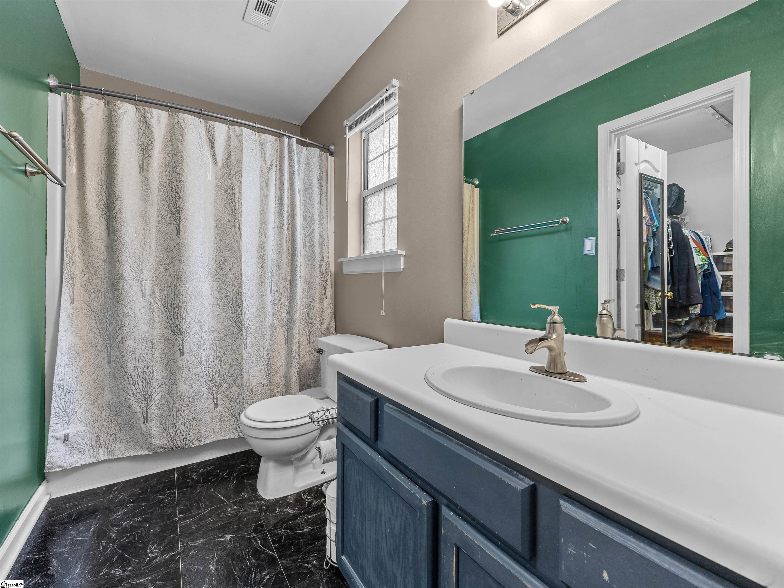 175 Poplar Creek Drive Property Photo 16