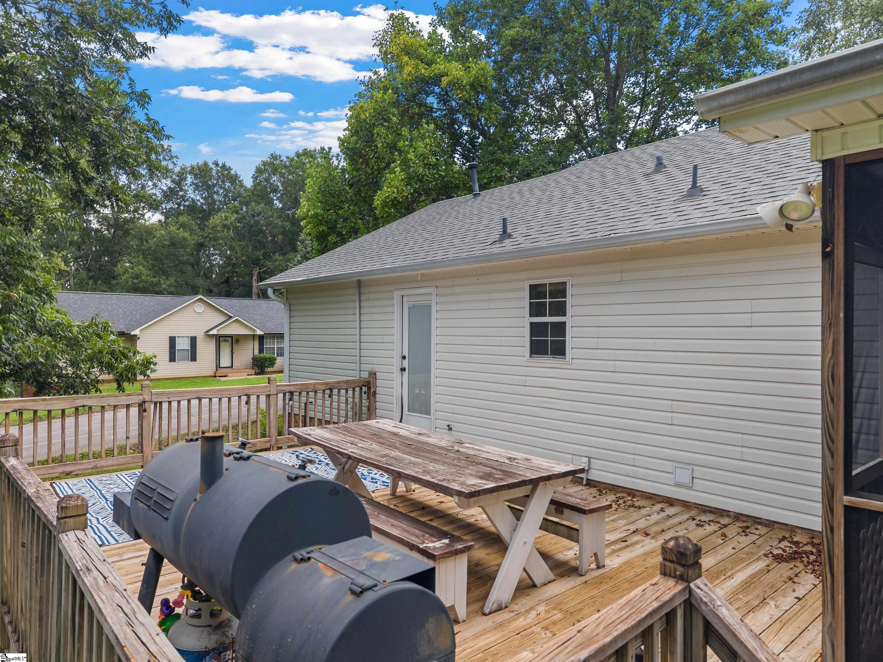 175 Poplar Creek Drive Property Photo 30