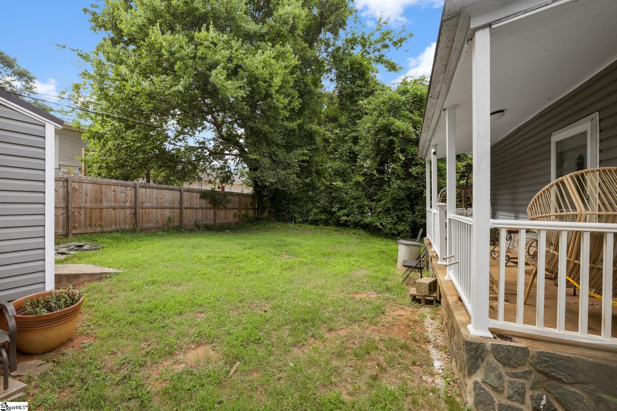 38 3rd Avenue Property Photo 5