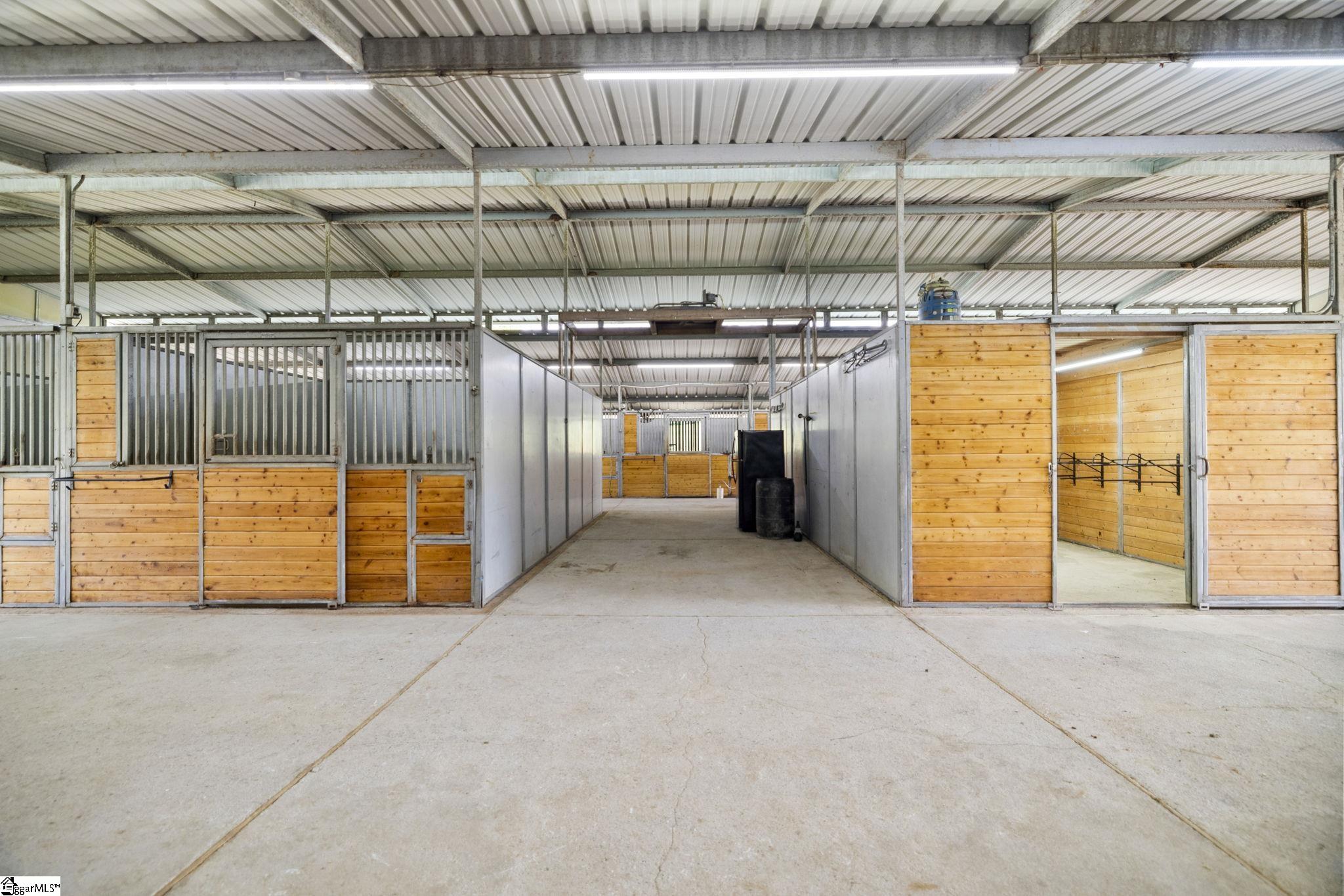 155 Reining Way Property Photo 10
