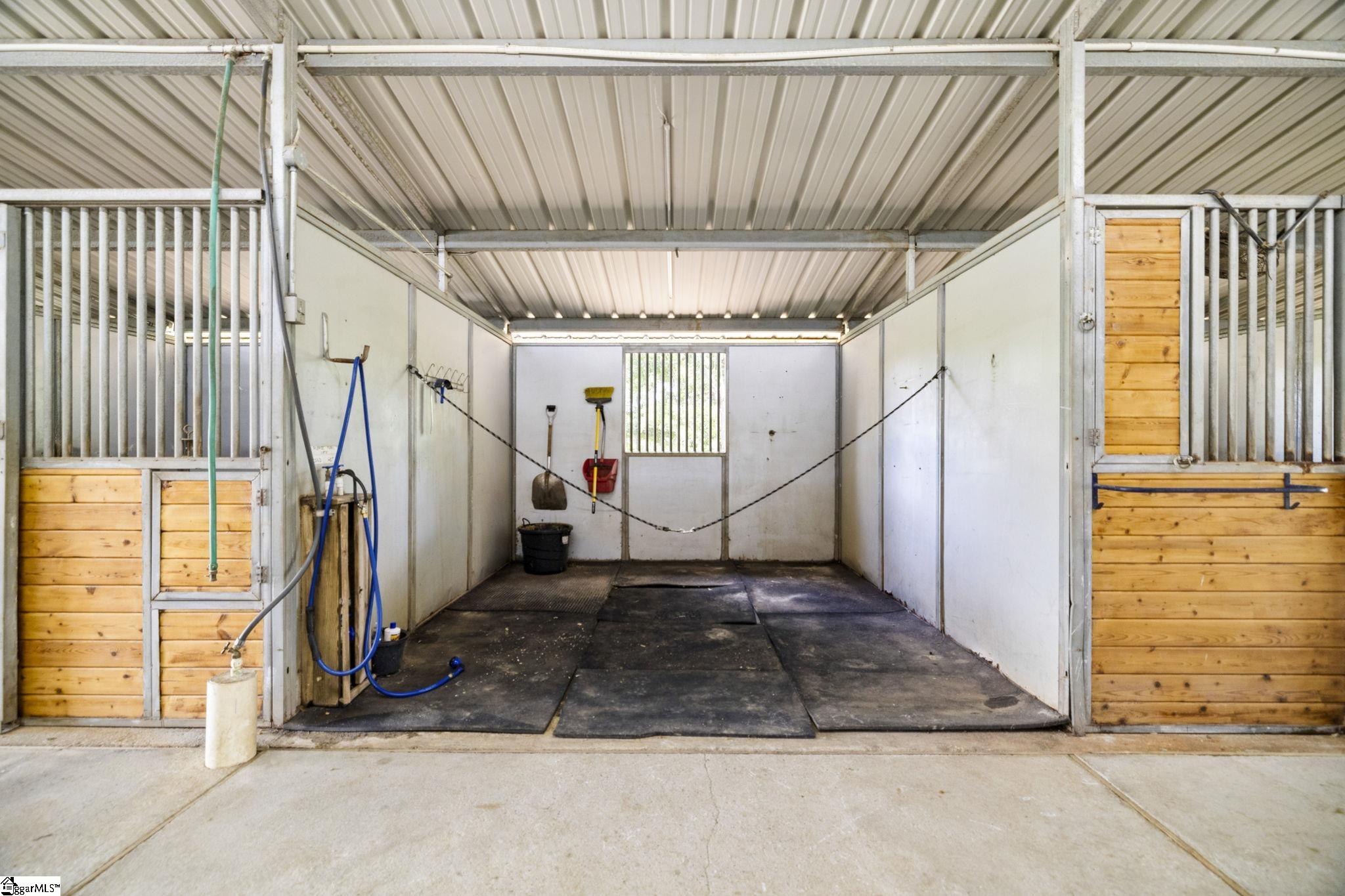 155 Reining Way Property Photo 11