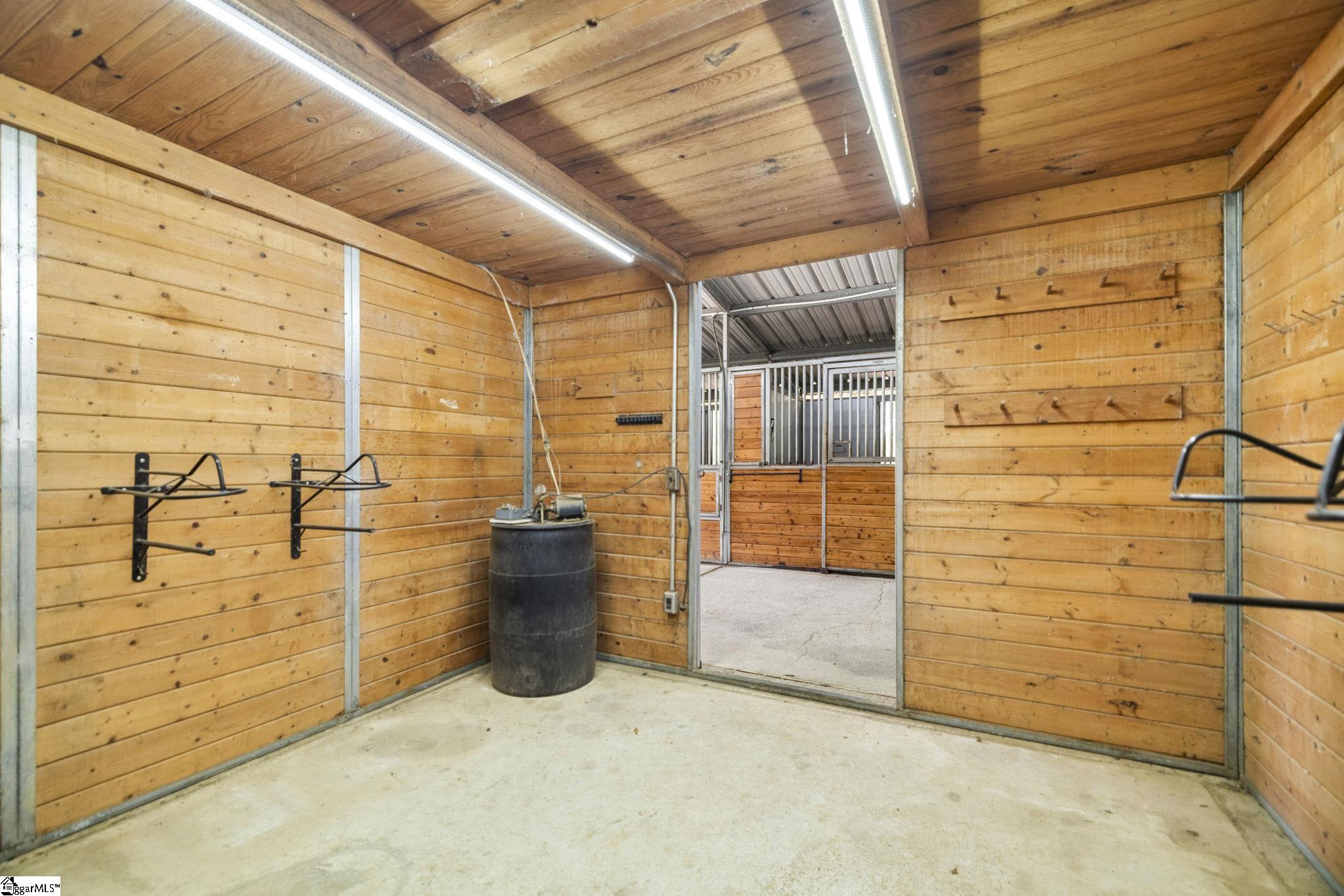 155 Reining Way Property Photo 13