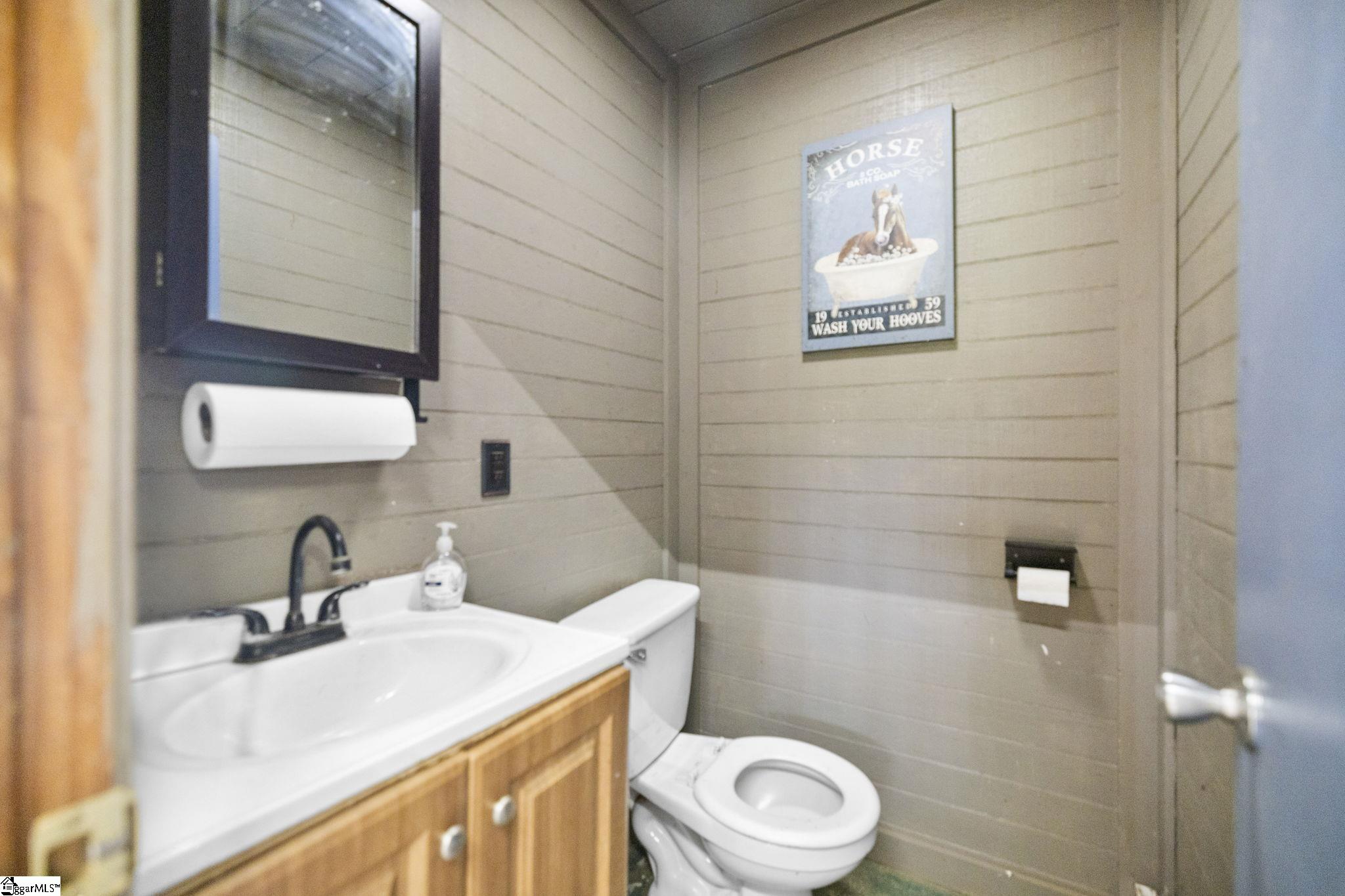 155 Reining Way Property Photo 16