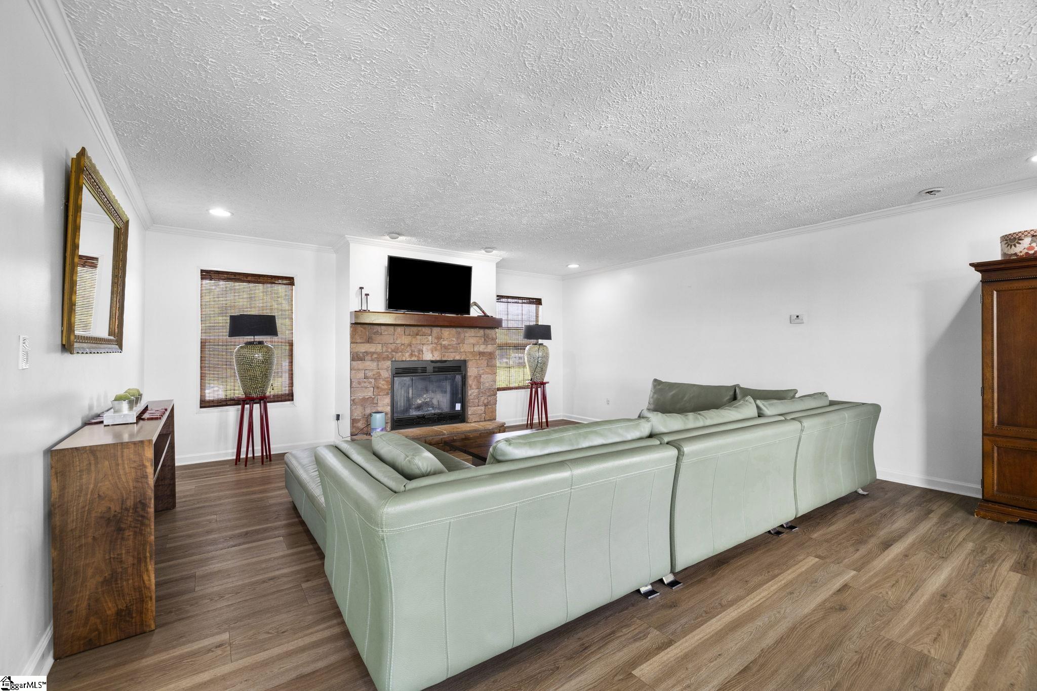 155 Reining Way Property Photo 34