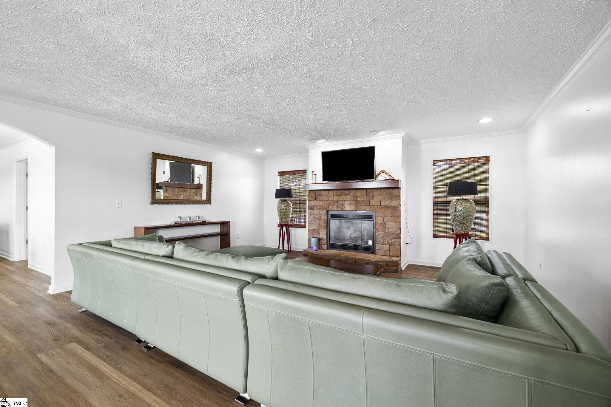 155 Reining Way Property Photo 35