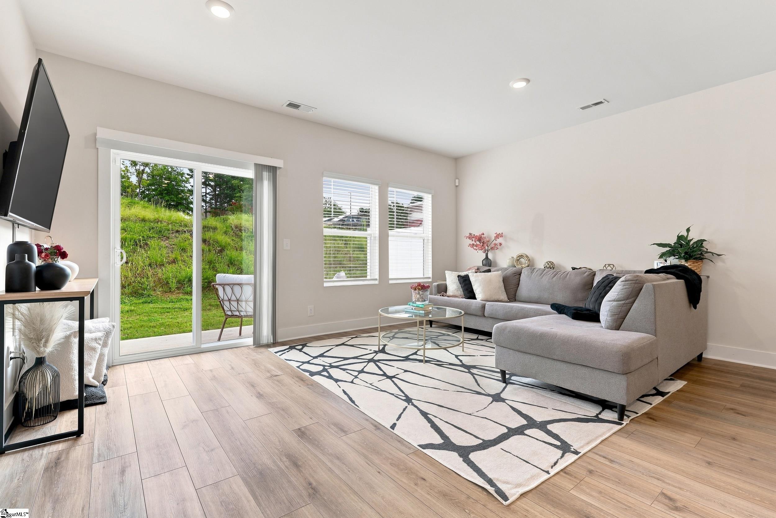 26 Centimeters Drive Property Photo 5