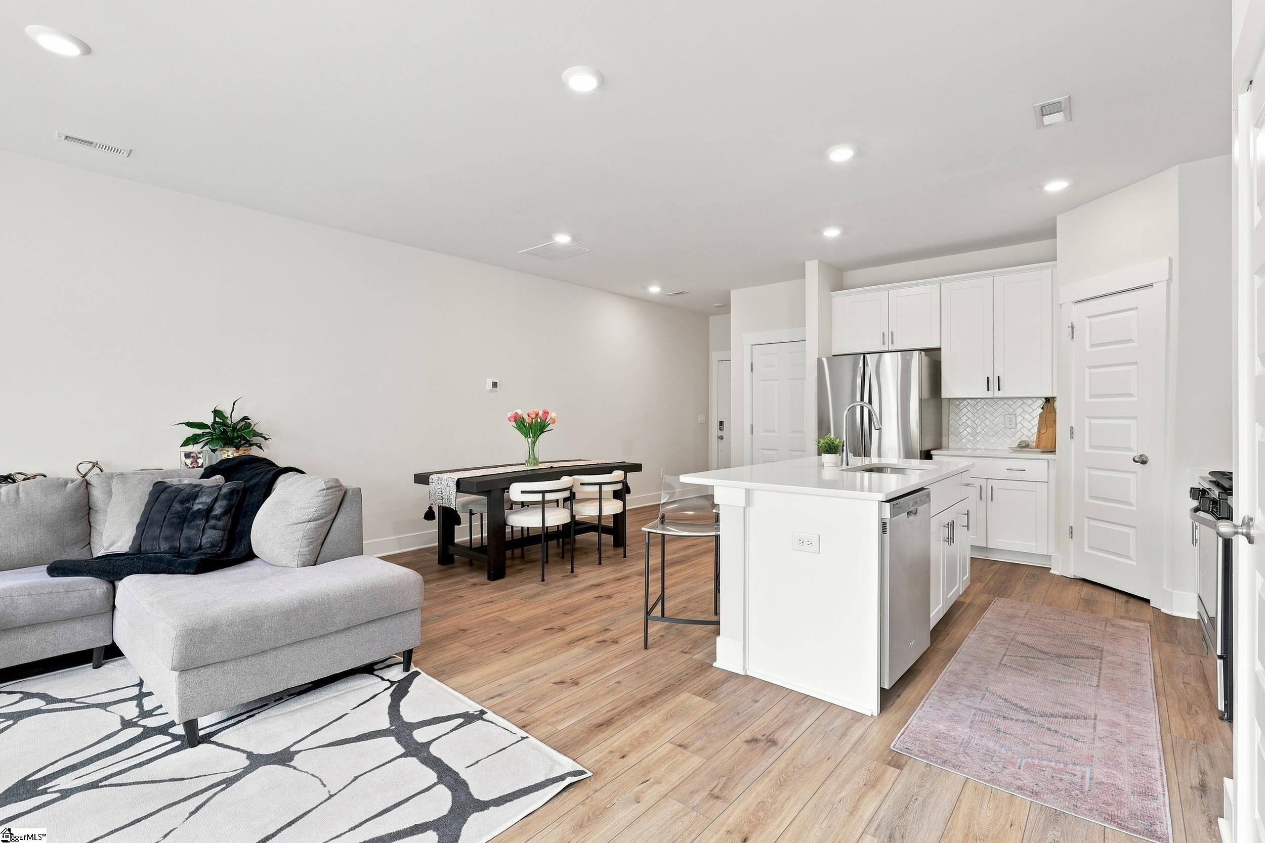 26 Centimeters Drive Property Photo 13