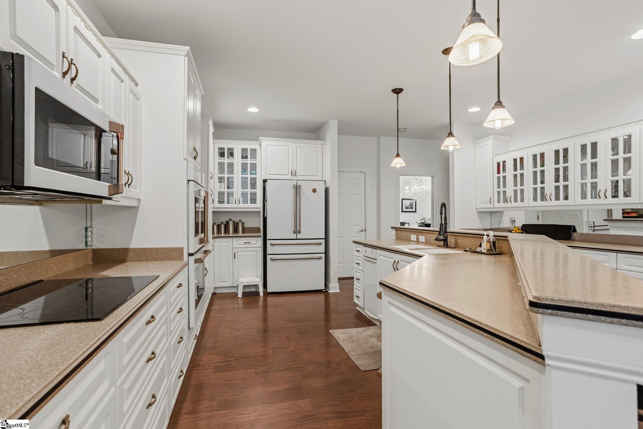 1 Avens Hill Drive Property Photo 15