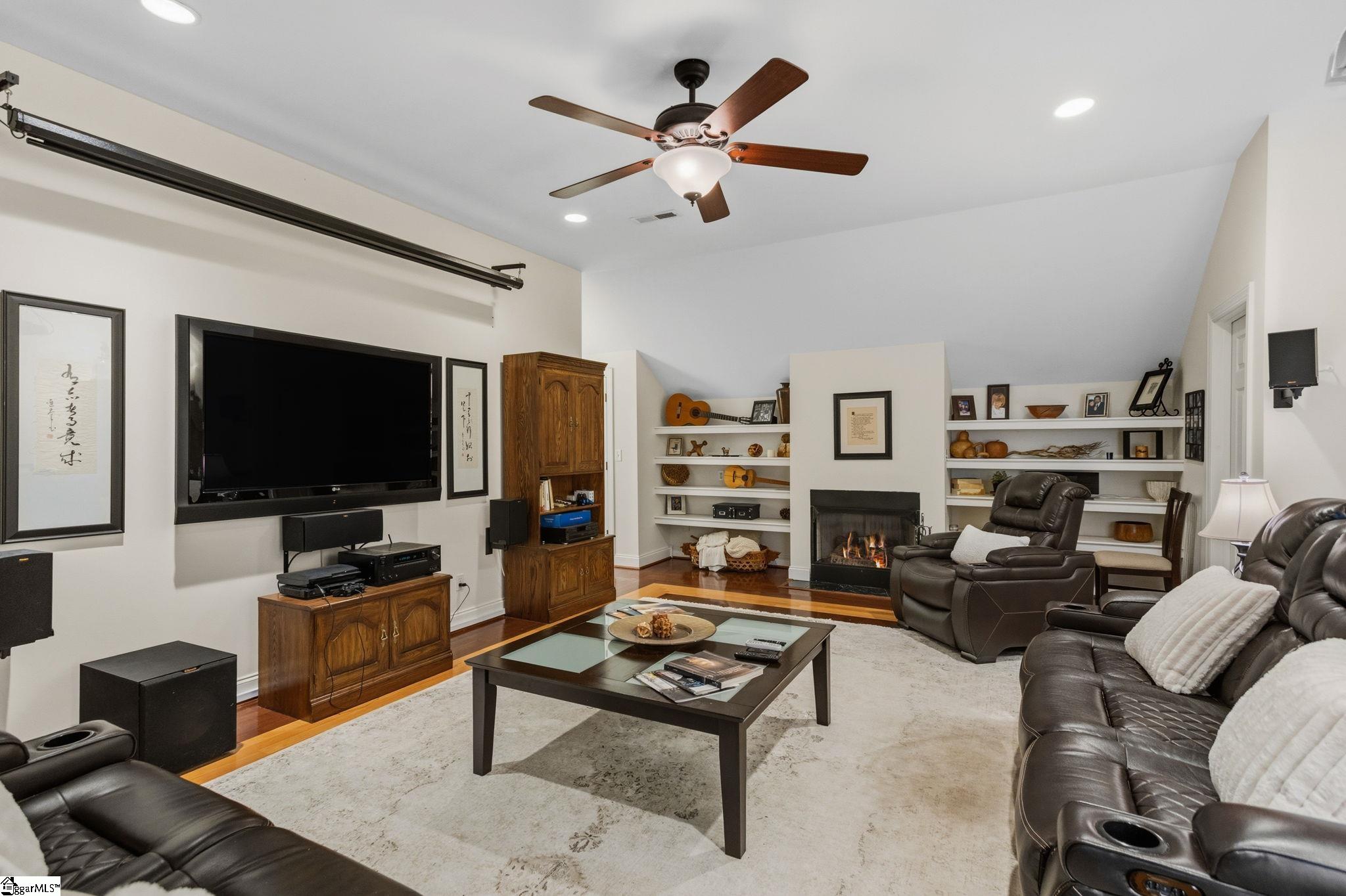 1 Avens Hill Drive Property Photo 29