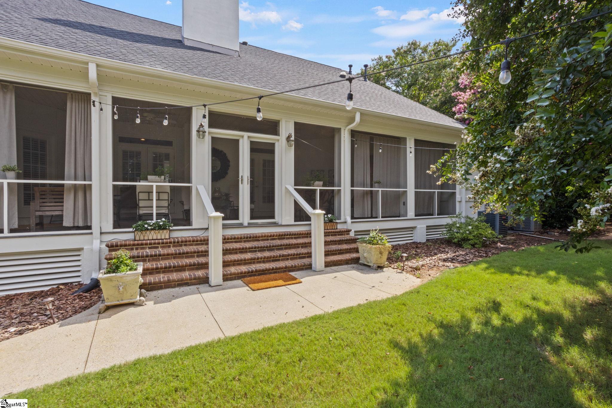 1 Avens Hill Drive Property Photo 39