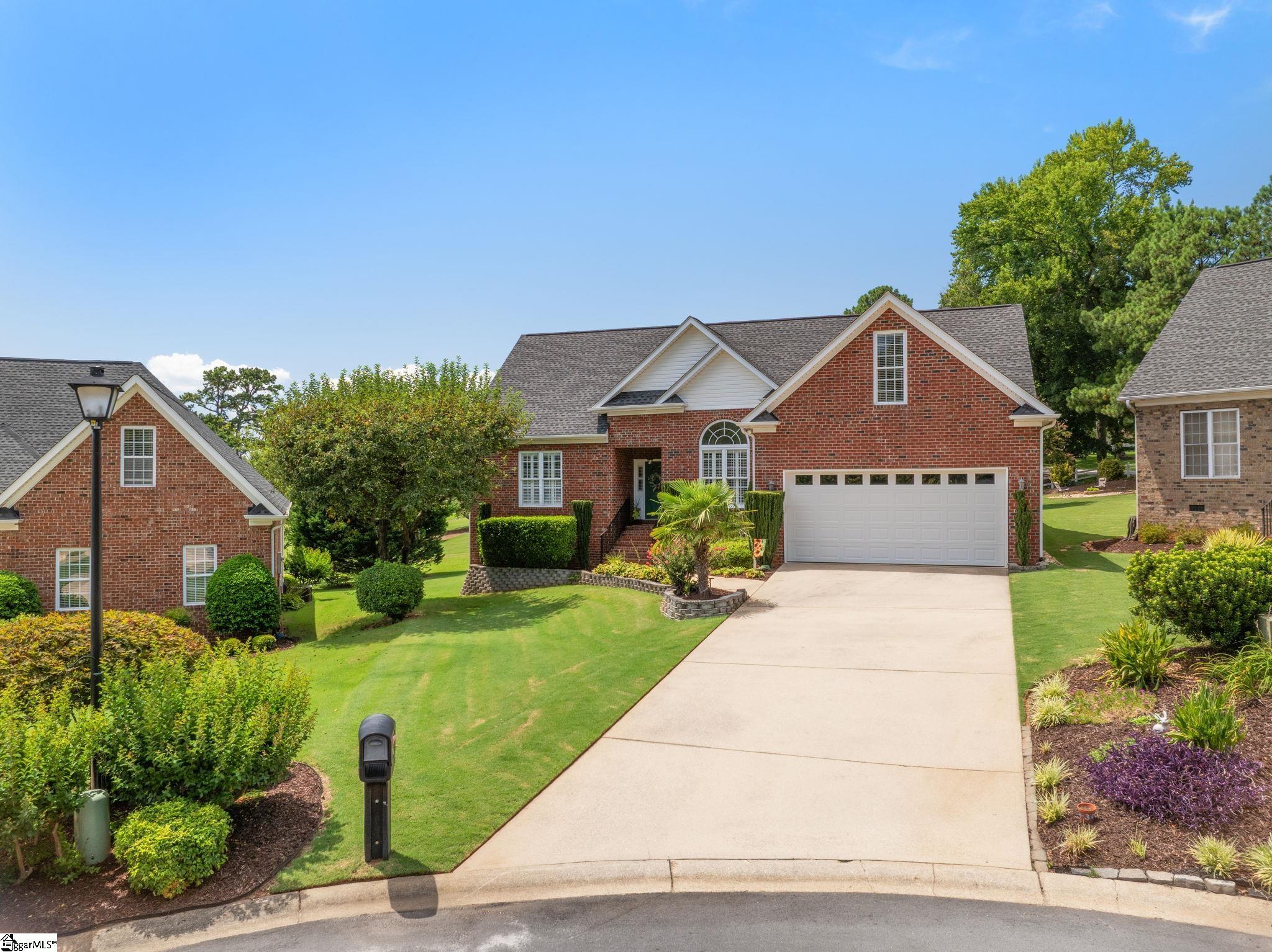 30 Belle Terre Court Property Photo 3