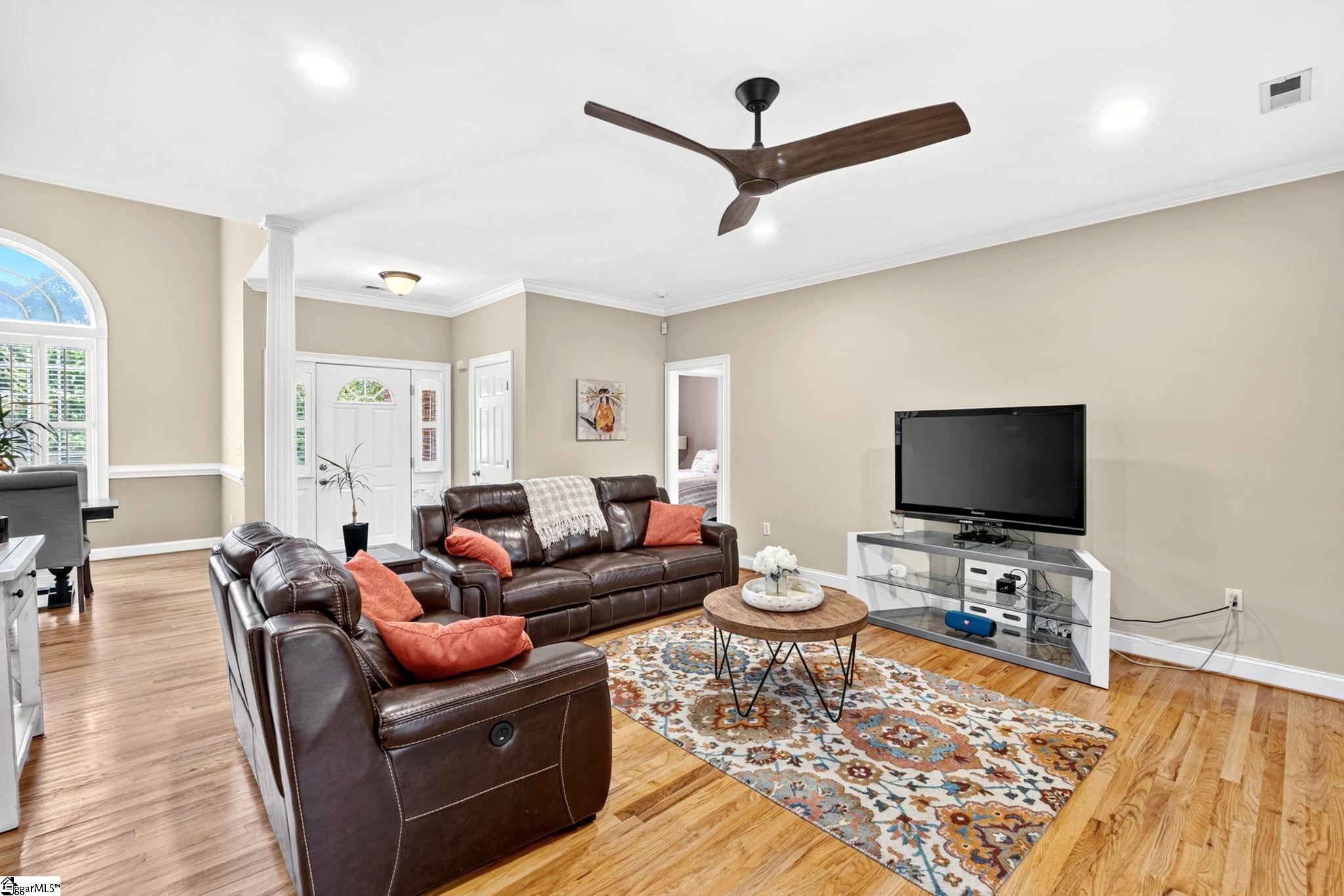 30 Belle Terre Court Property Photo 8